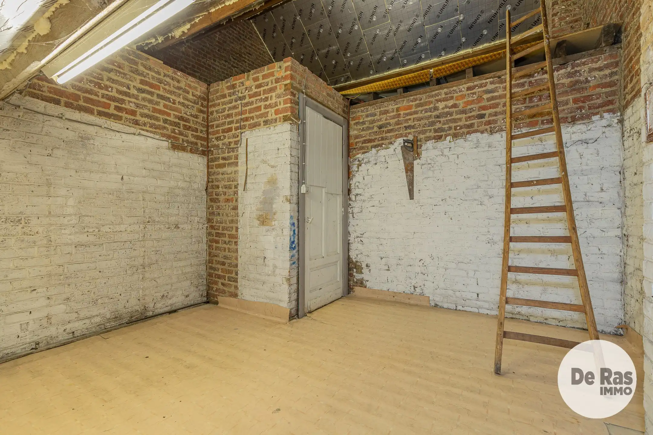 LEDE - Te renoveren woning met 4 slaapkamers nabij centrum foto 20