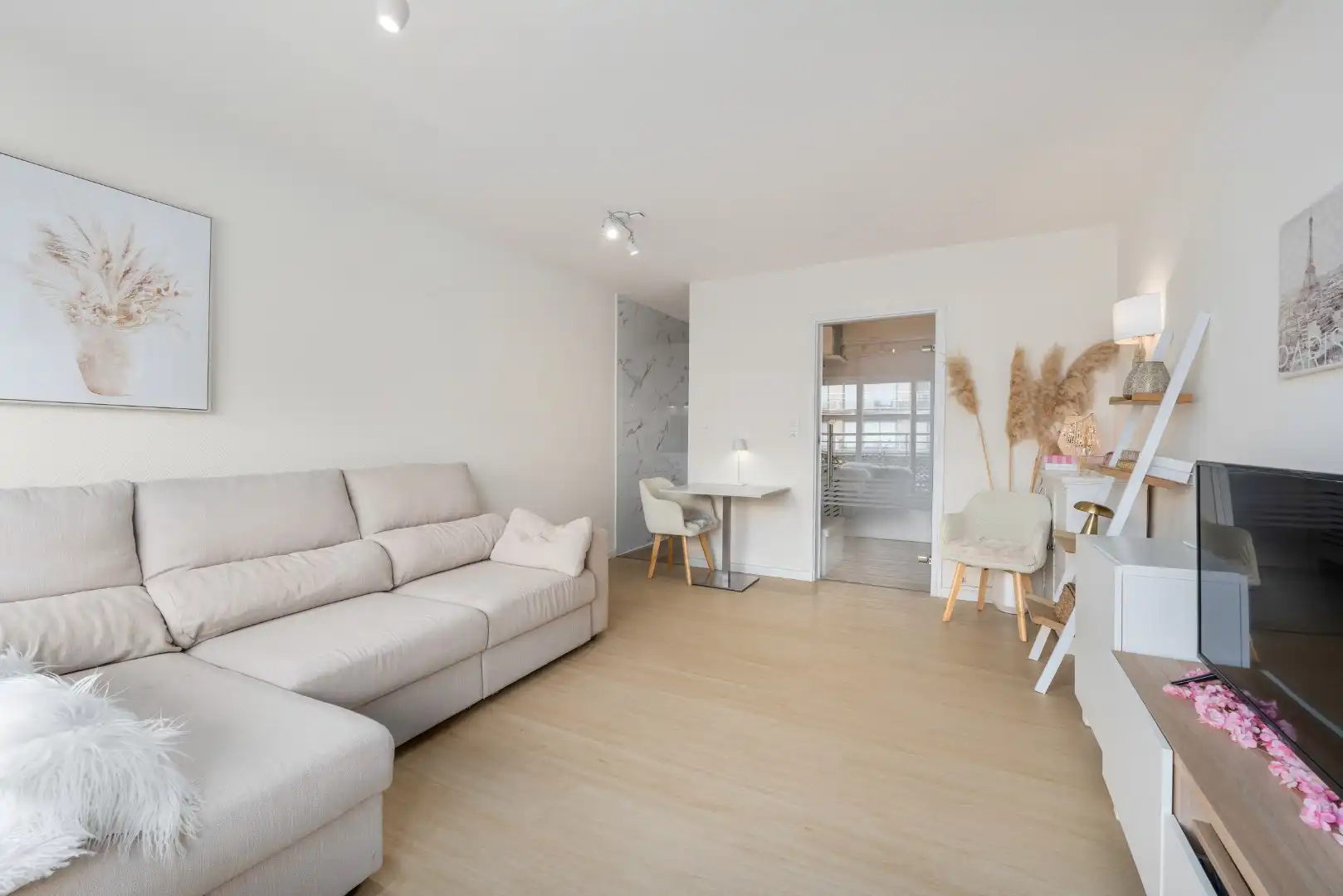 Instapklare studio op 100m van het strand te koop foto 3
