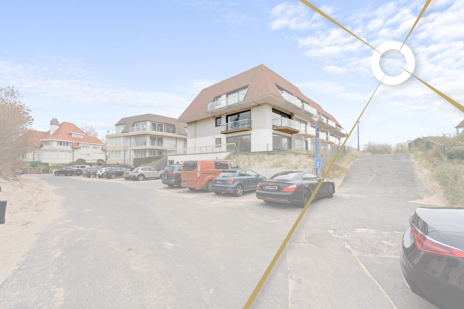 Uniek 2 slaapkamer appartement met zicht op zee en duinen foto {{pictureIndex}}
