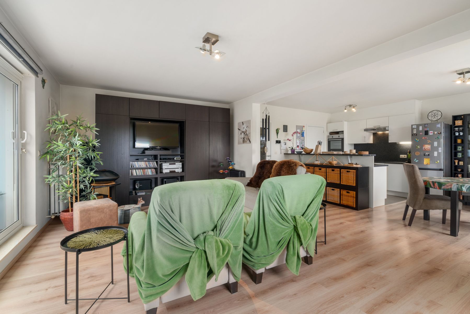 Appartement met 2 slaapkamers incl. garage en kelderberging foto 3