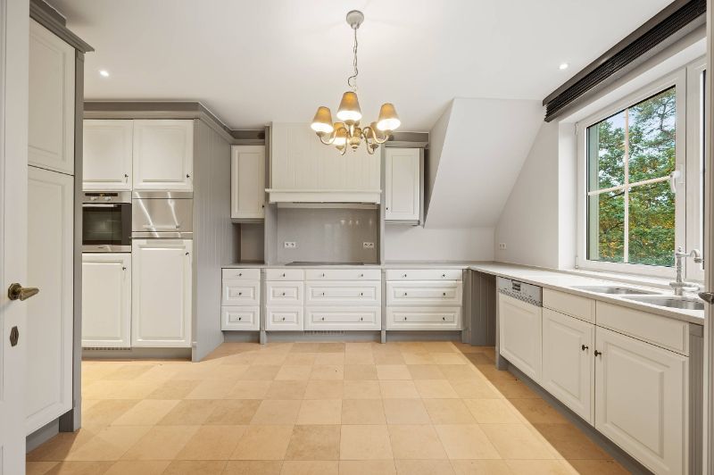 Exclusief luxe appartement van 229 m² in een prachtig parkdomein foto 7