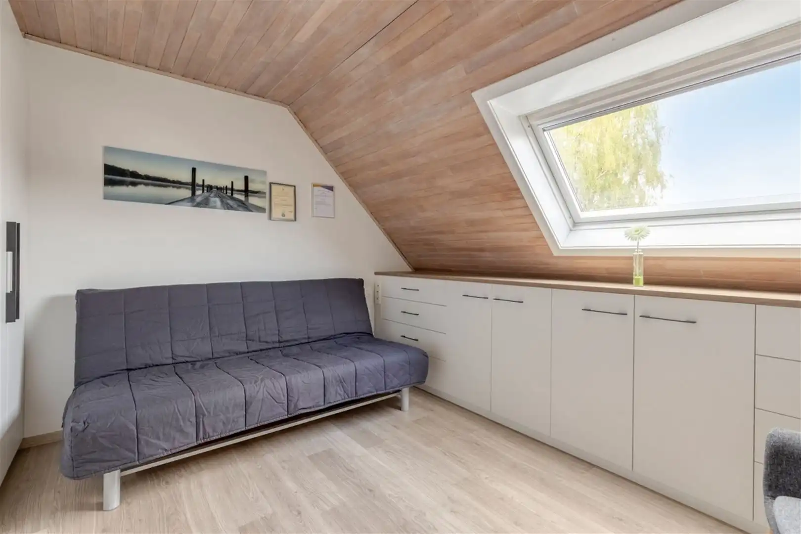 Verzorgde woning met 3 slpk en garage foto 25