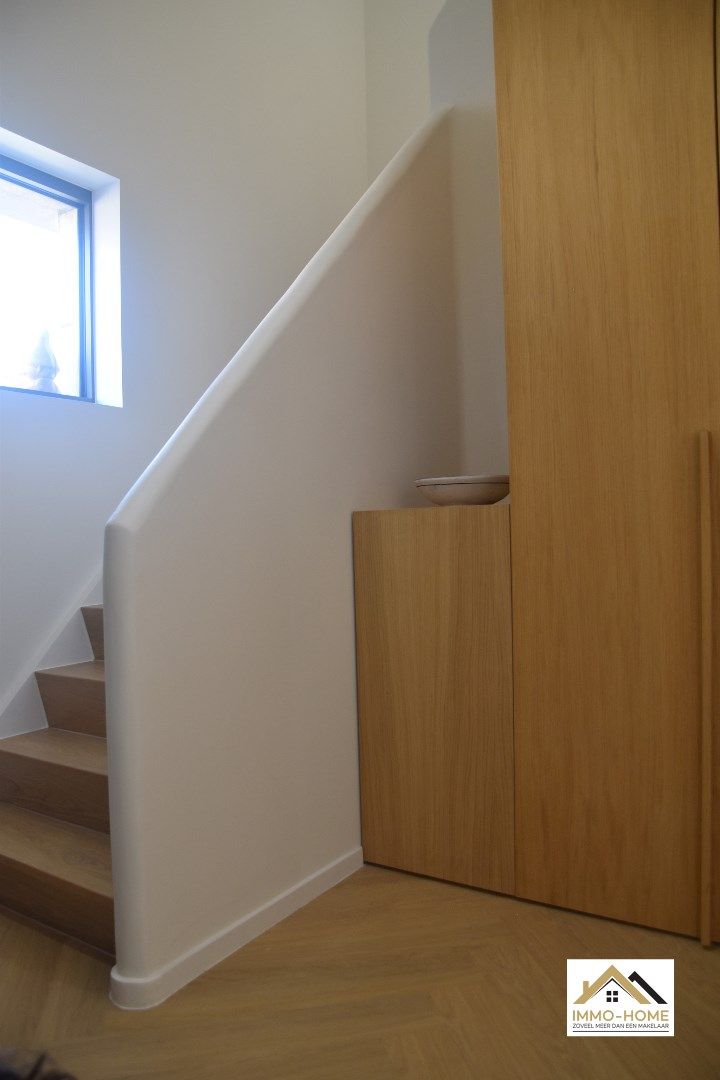 Stijlvolle moderne woning met smart home in Zwijnaarde foto 14