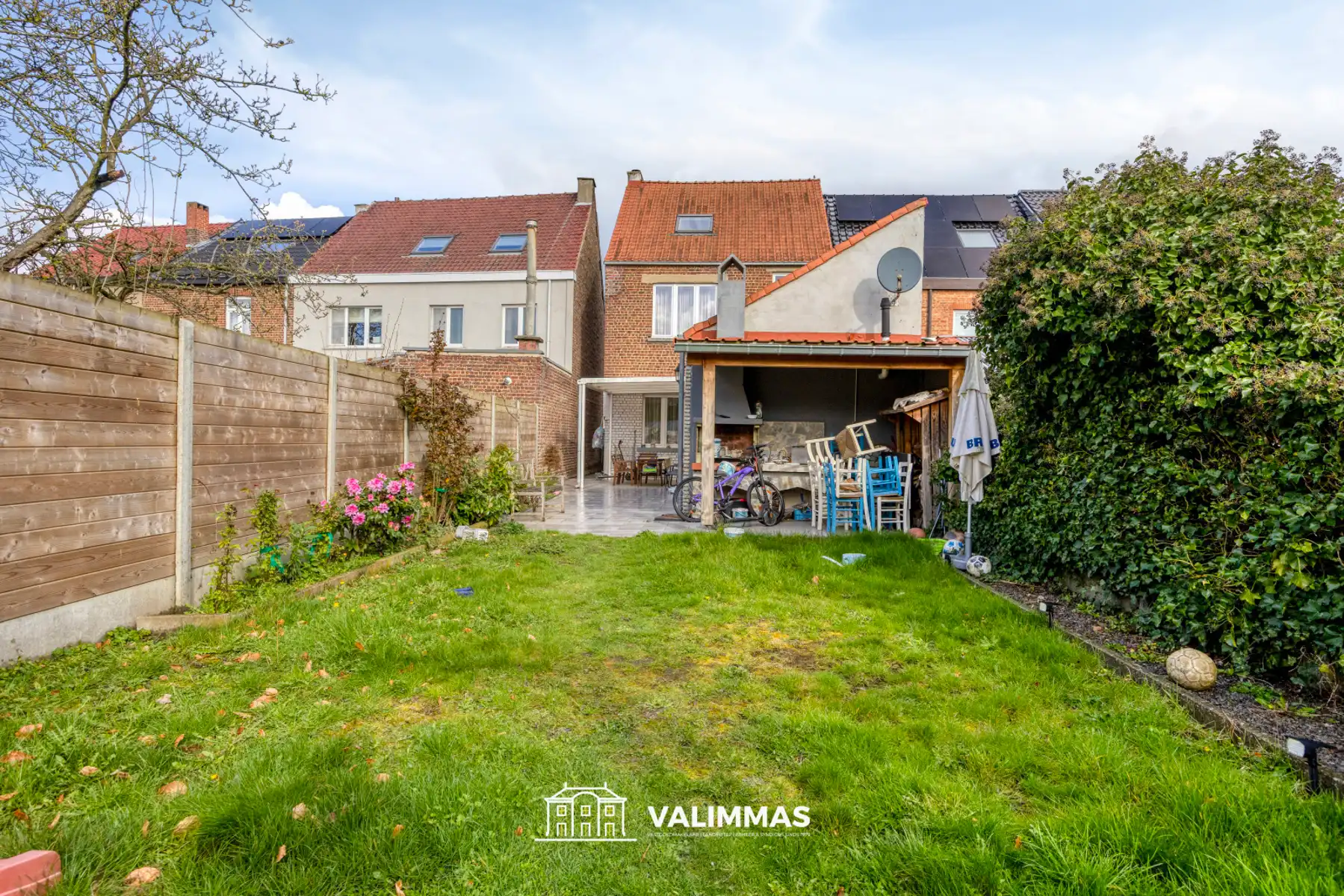 Ruime en zeer verzorgde woning met zonneterras en mooie tuin foto 12
