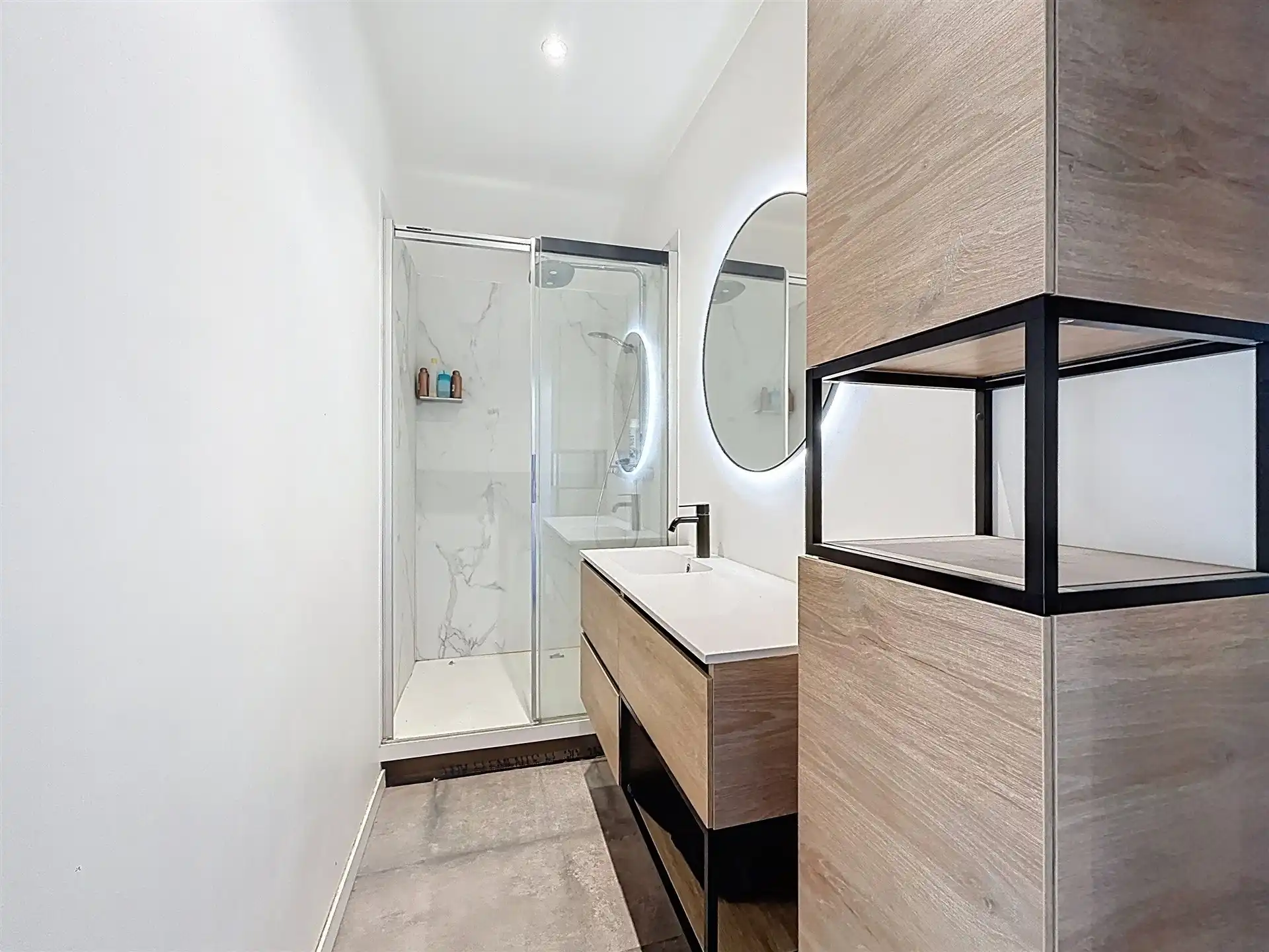 half open bebouwing met 4 slaapkamers op toplocatie foto 8