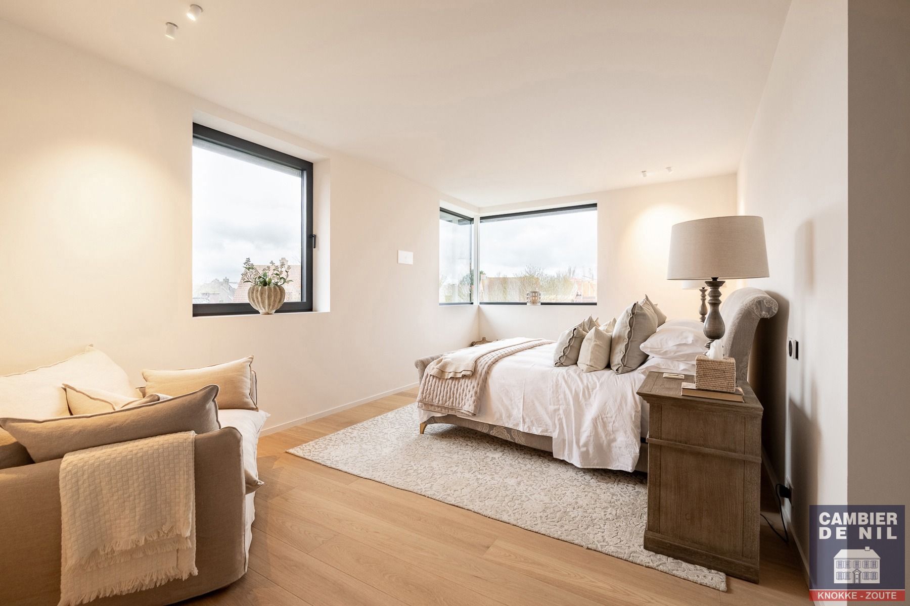 Alleenstaande energiezuinig en uitzonderlijk afgewerkte nieuwbouwvilla foto 5