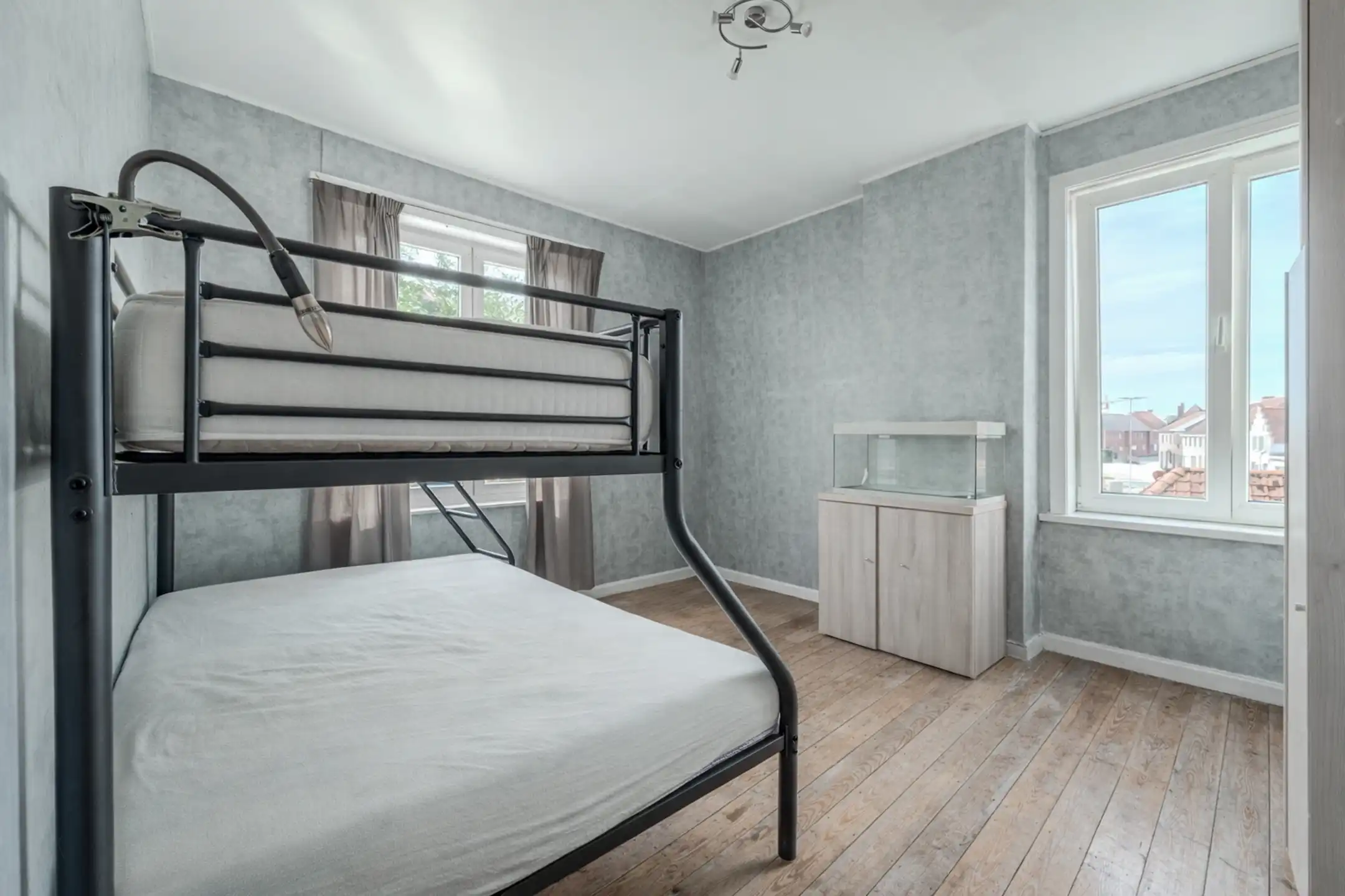 Zeer ruime statige woning met uitzonderlijk potentieel! foto 13