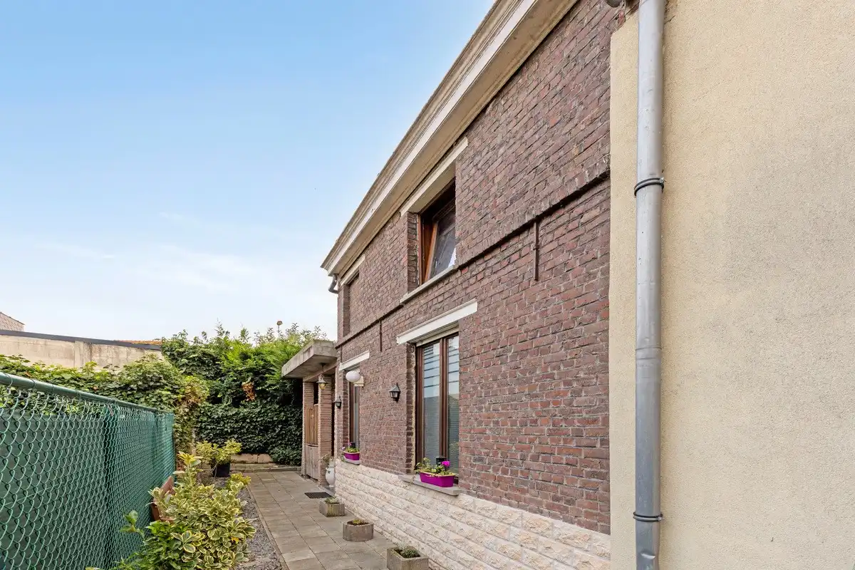 Charmante en rustig gelegen 3-gevel woning met tuin foto 18