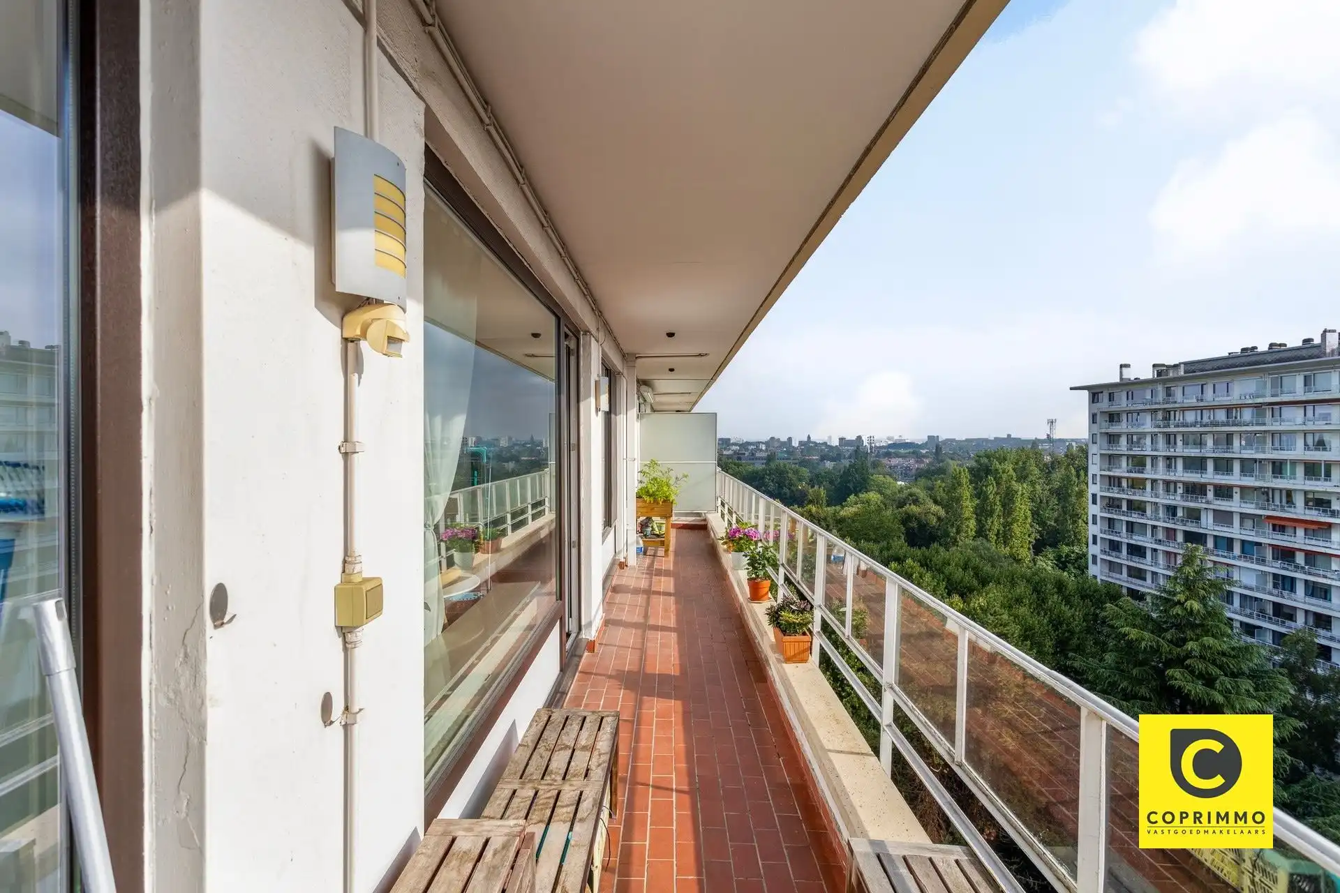 Leuk 1 à 2 slaapkamer appartement met terras! foto 5