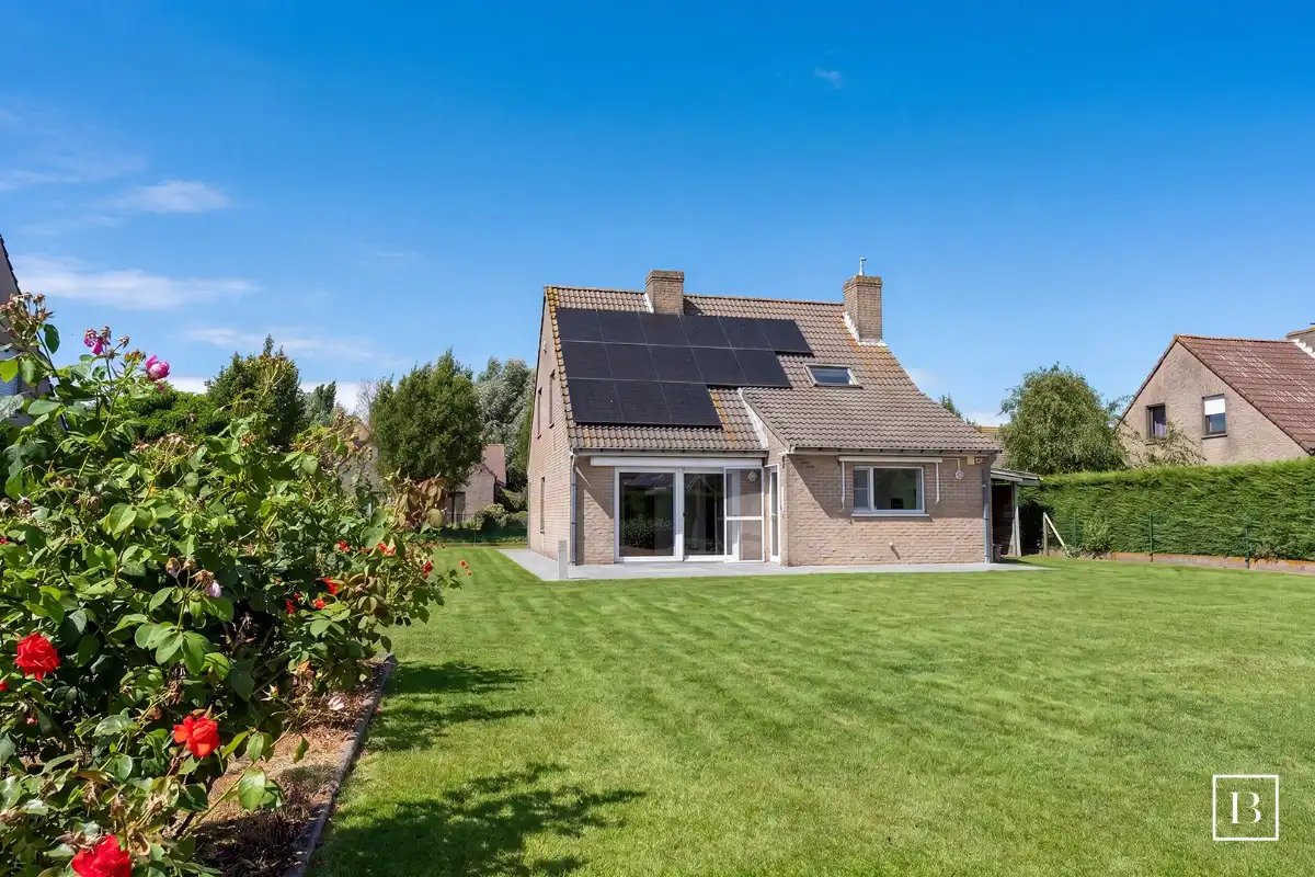 Verzorgde vrijstaande villa met ruime tuin en EPC-label B. foto 2