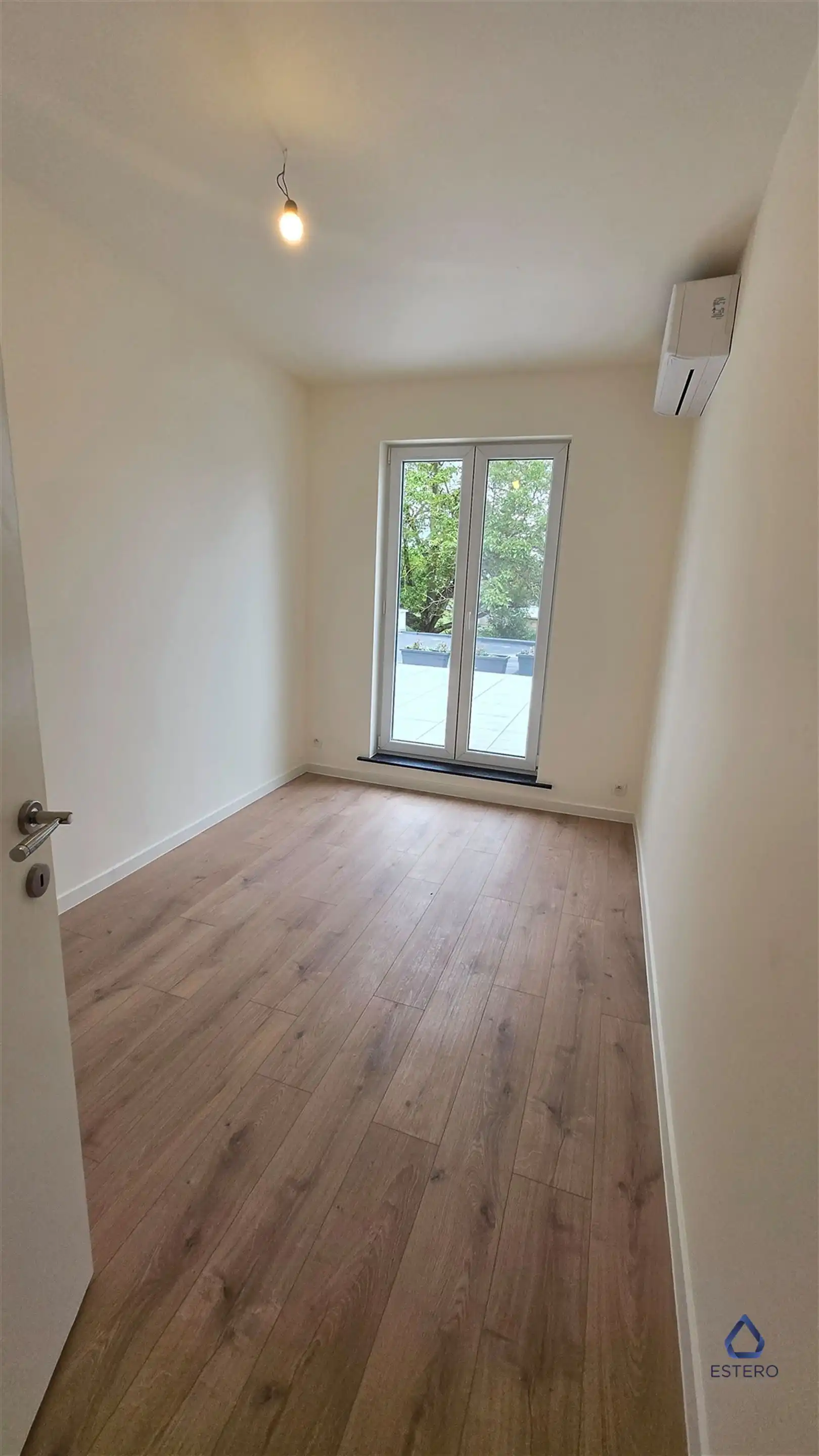 Nieuwbouwappartement met 3 slpk en ruim terras. foto 10