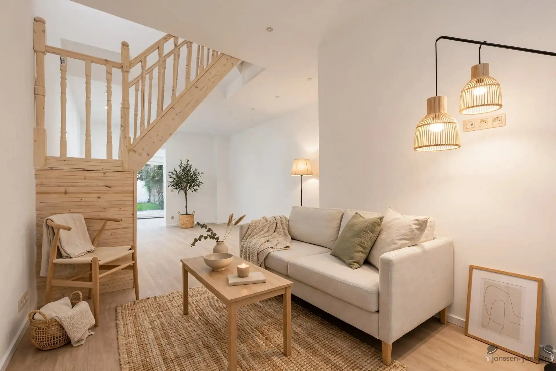gerenoveerde woning met tuin foto 6