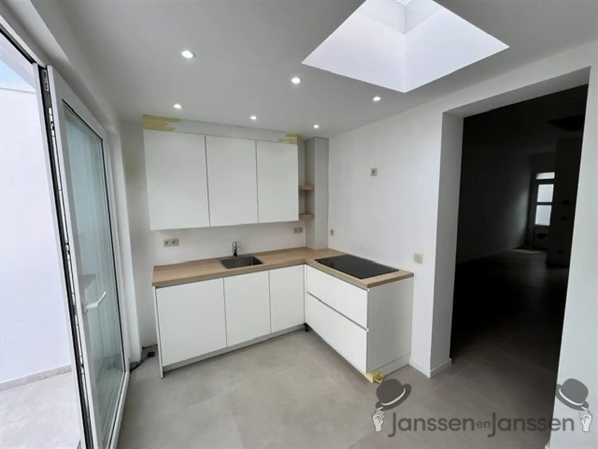 gerenoveerde woning met tuin foto 6