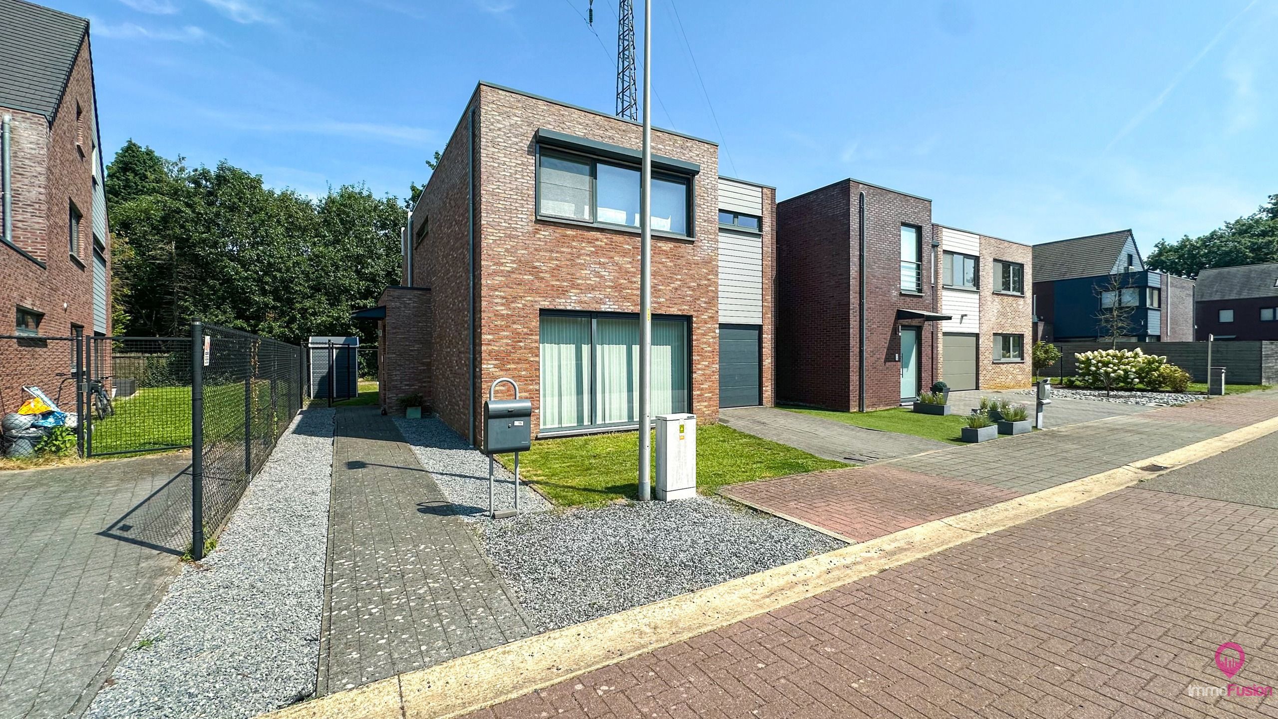 Moderne energiezuinige woning in rustige straat met 3slpks!  foto 31