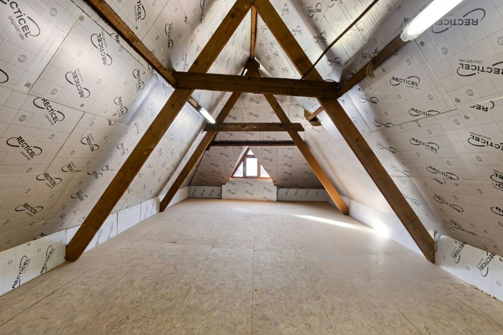 Karaktervol huis te koop aan de vesten in Brugge foto 10