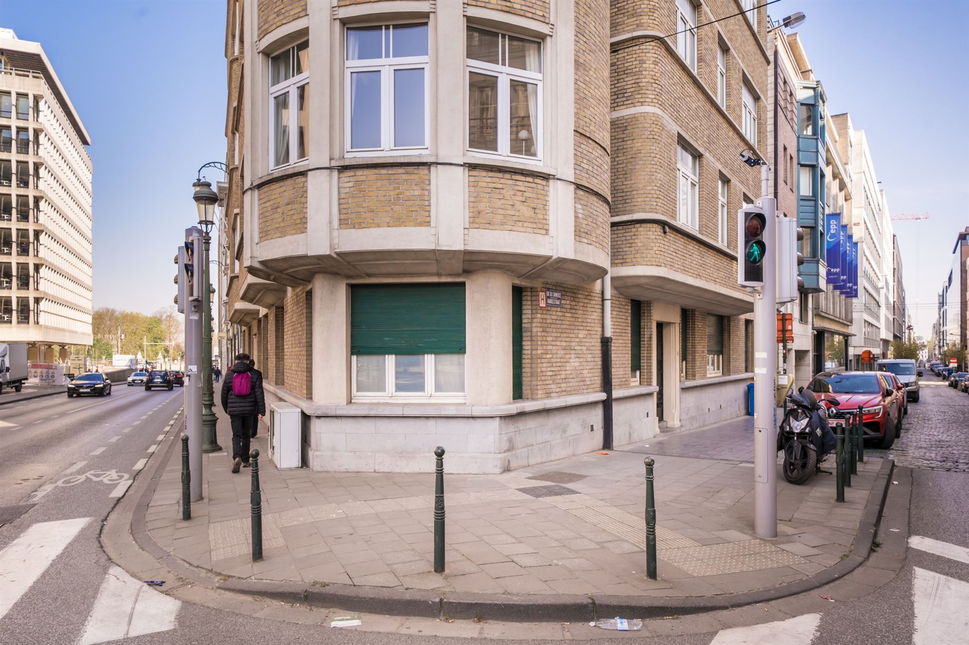 Gelijkvloers appartement met 2 slaapkamers + 2 bureaus foto 20