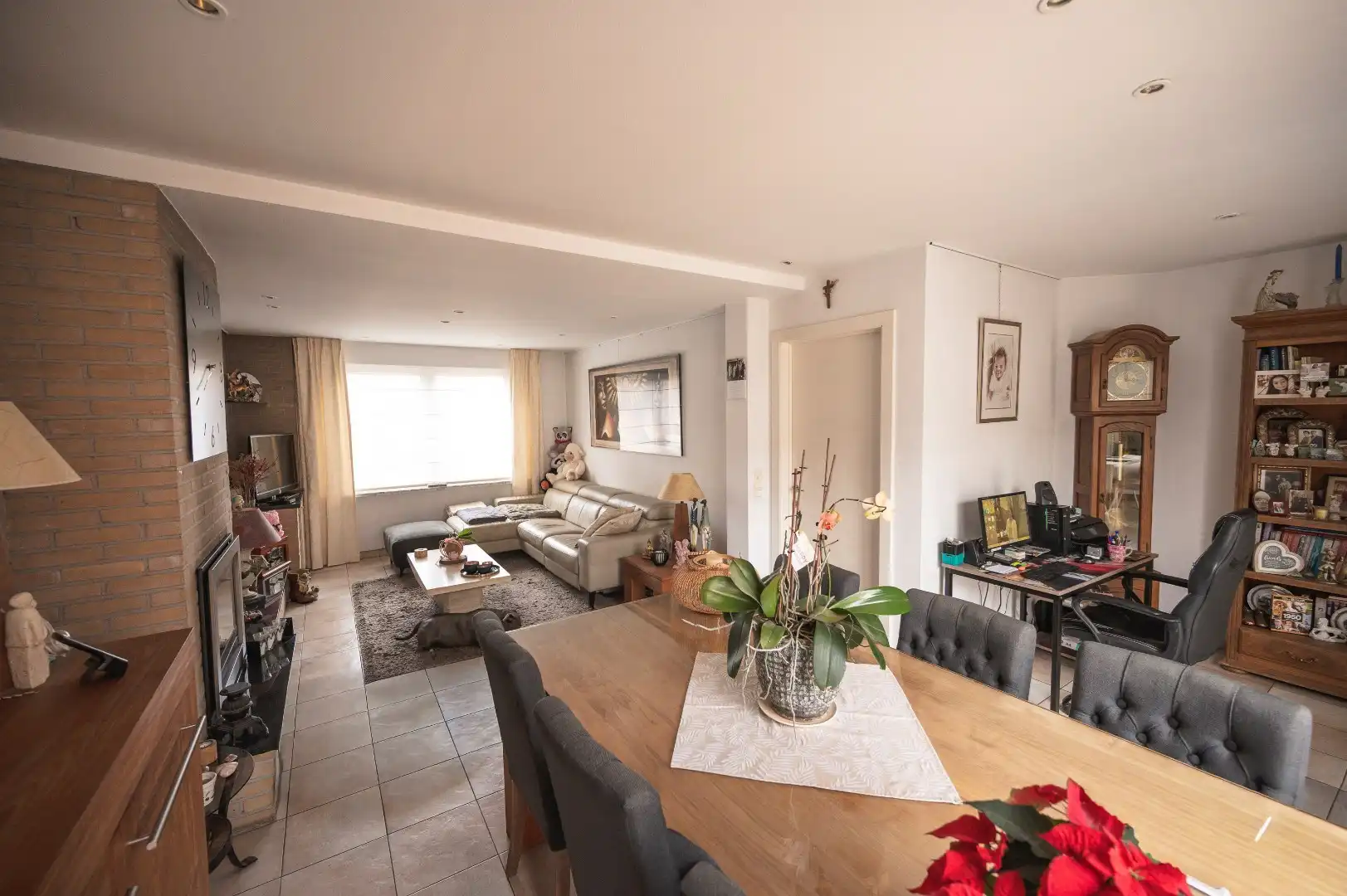 KNAPPE GEZINSWONING MET STADSTUIN NABIJ STRAND BREDENE  foto 2