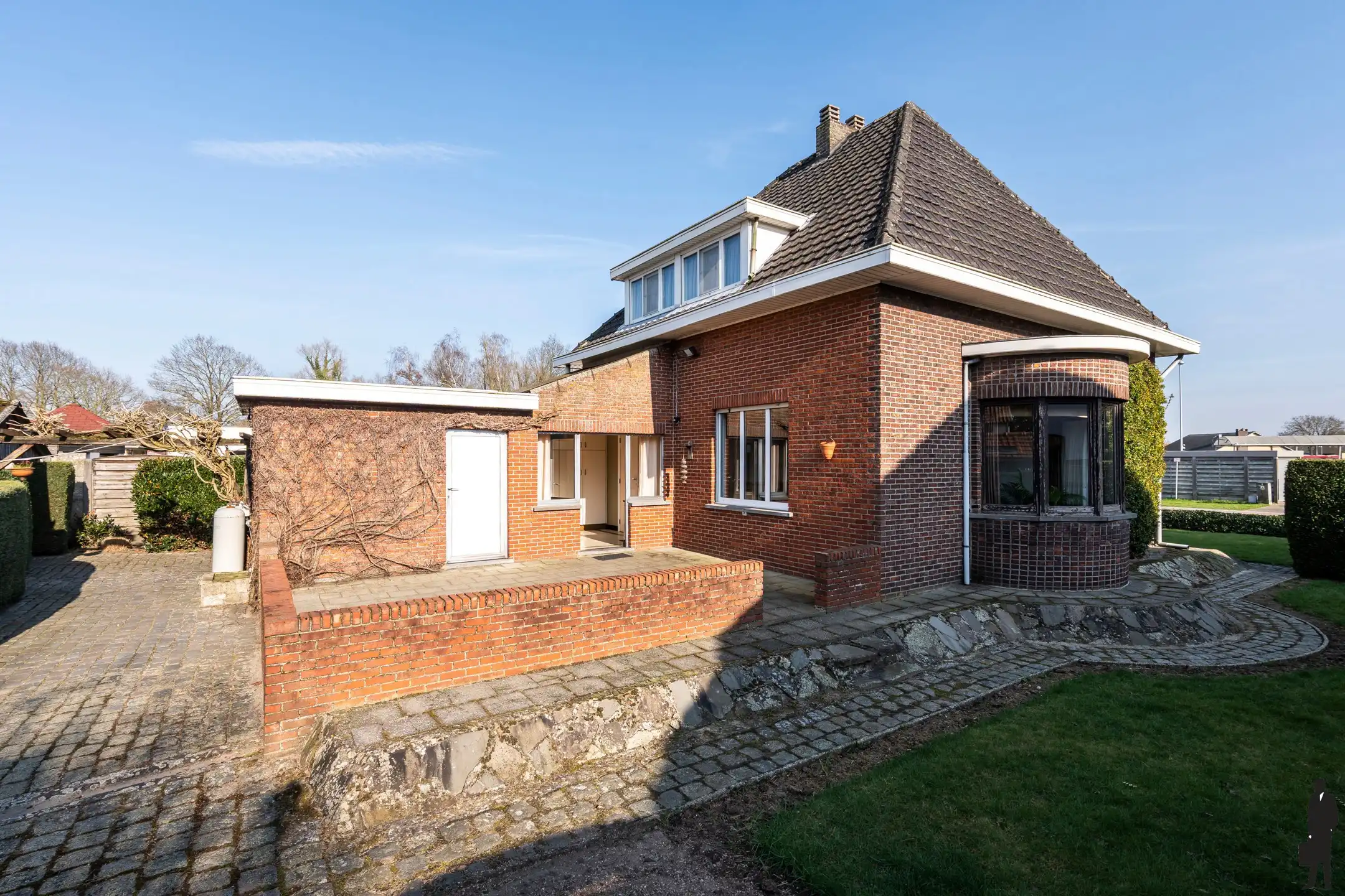 Charmante woning op ruim perceel van 1.400m² met weidezicht foto 23