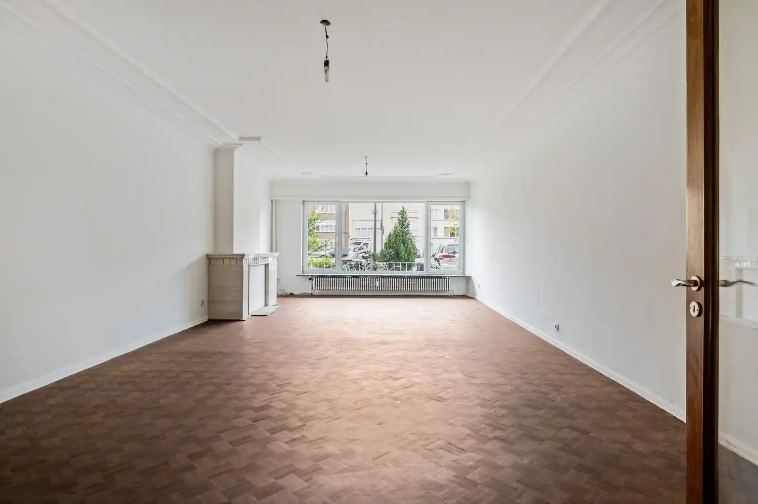 Ruim gelijkvloers appartement met 3 slaapkamers, tuin en garage! foto 4