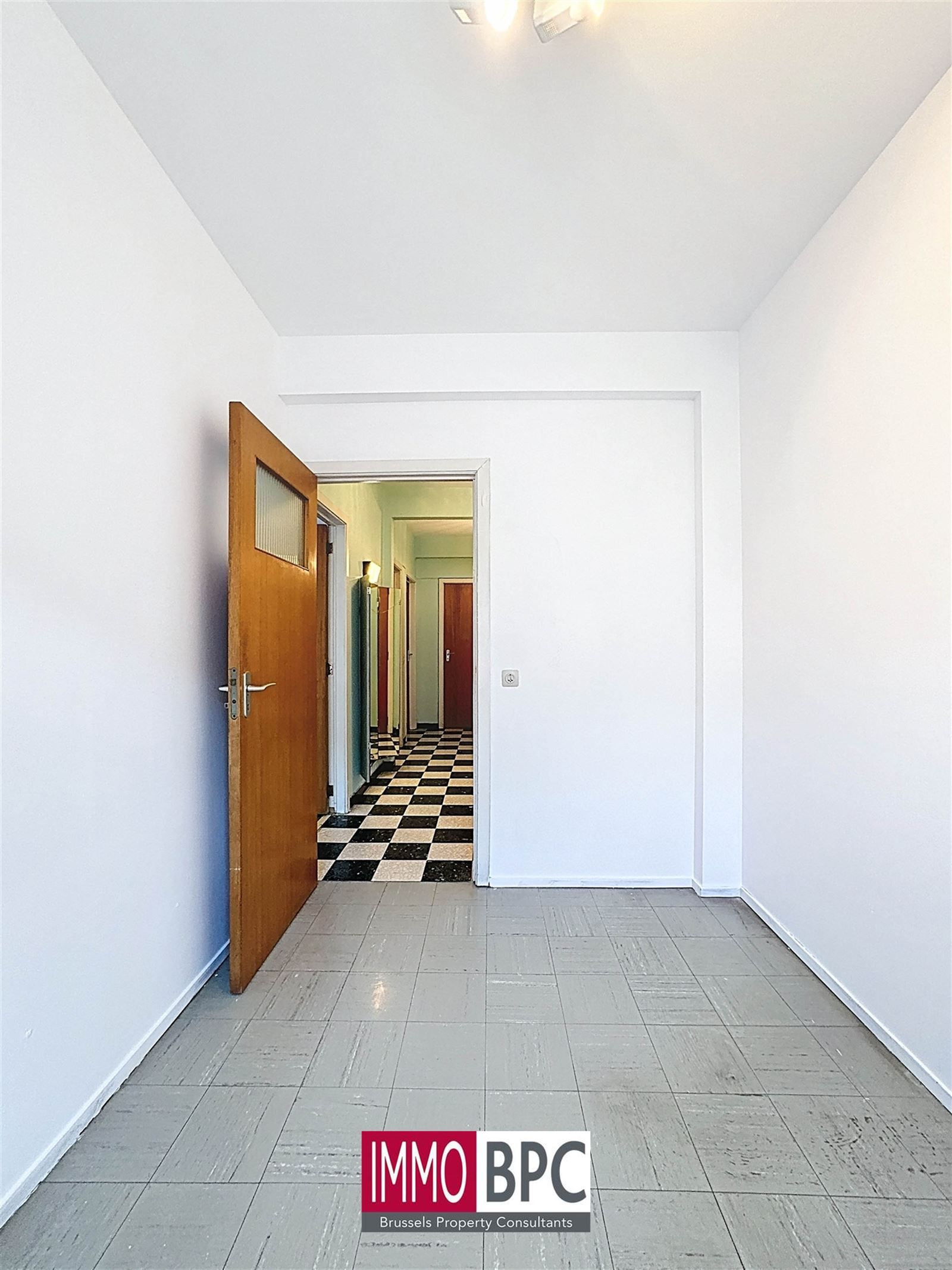 APPARTEMENT MET 3 SLAAPKAMERS, TERRAS EN  MOGELIJKHEID TOT AANKOOP GARAGE  foto 14