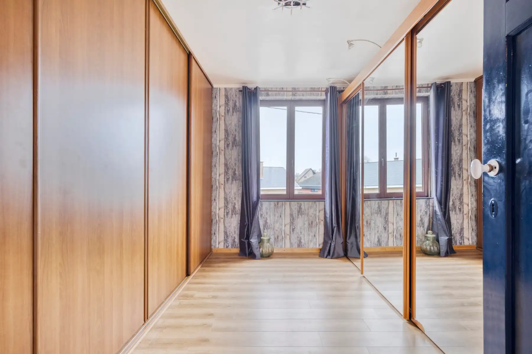 Instapklare, volledig gerenoveerde woning in het landelijke Mollem! foto 14