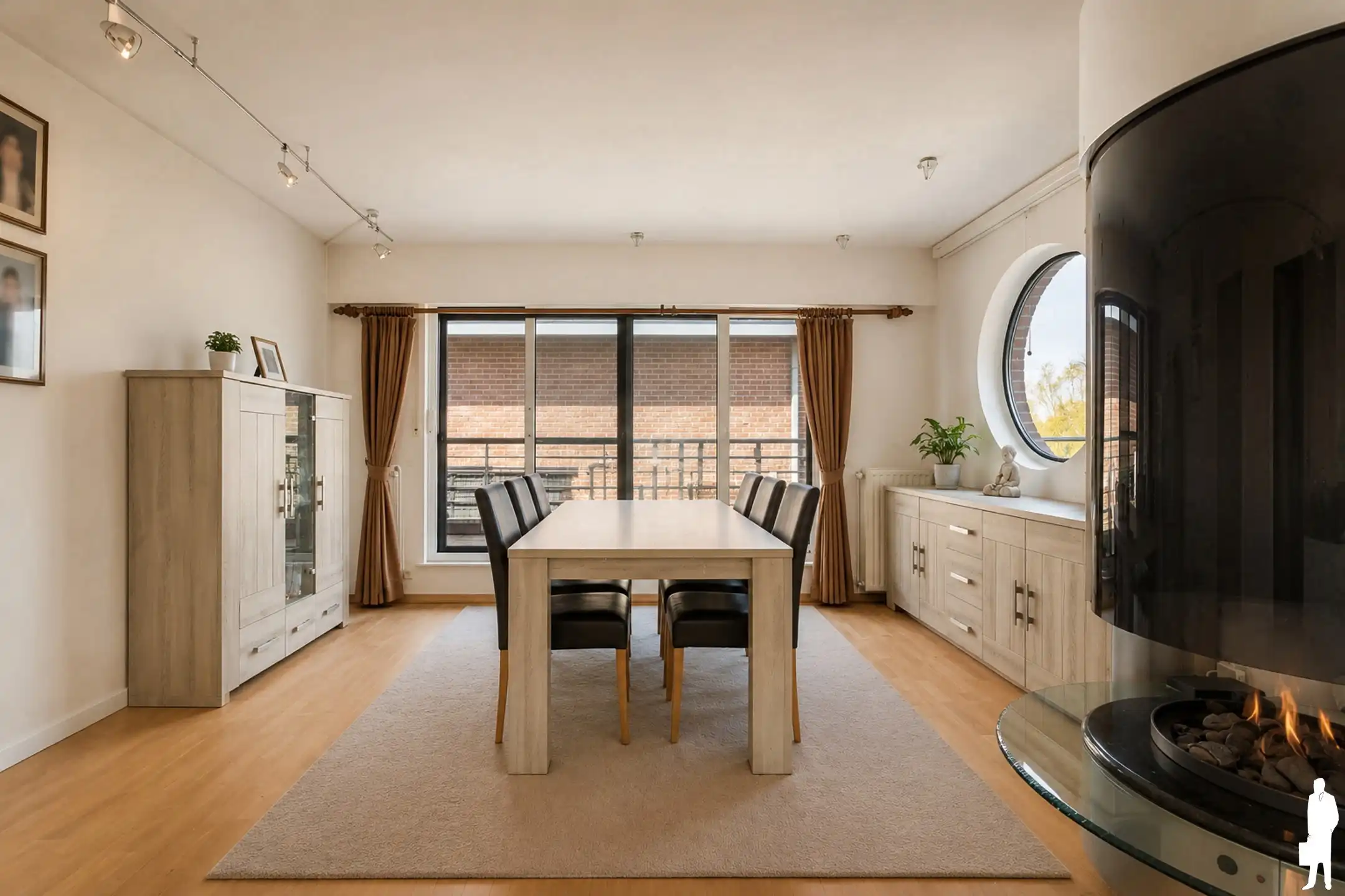 Penthouse met 3 slpk & dubbele garage te Melsele foto 3