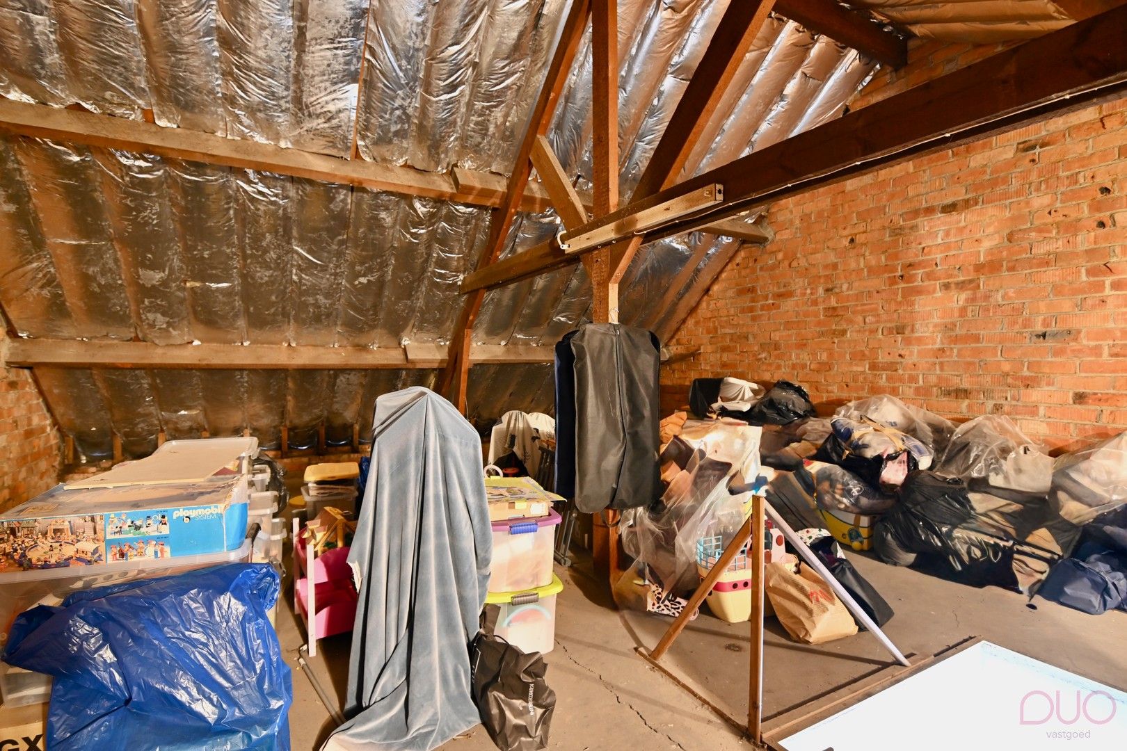 Instapklare woning in de Truiense stadsrand met 4 tot 5 slaapkamers foto 19