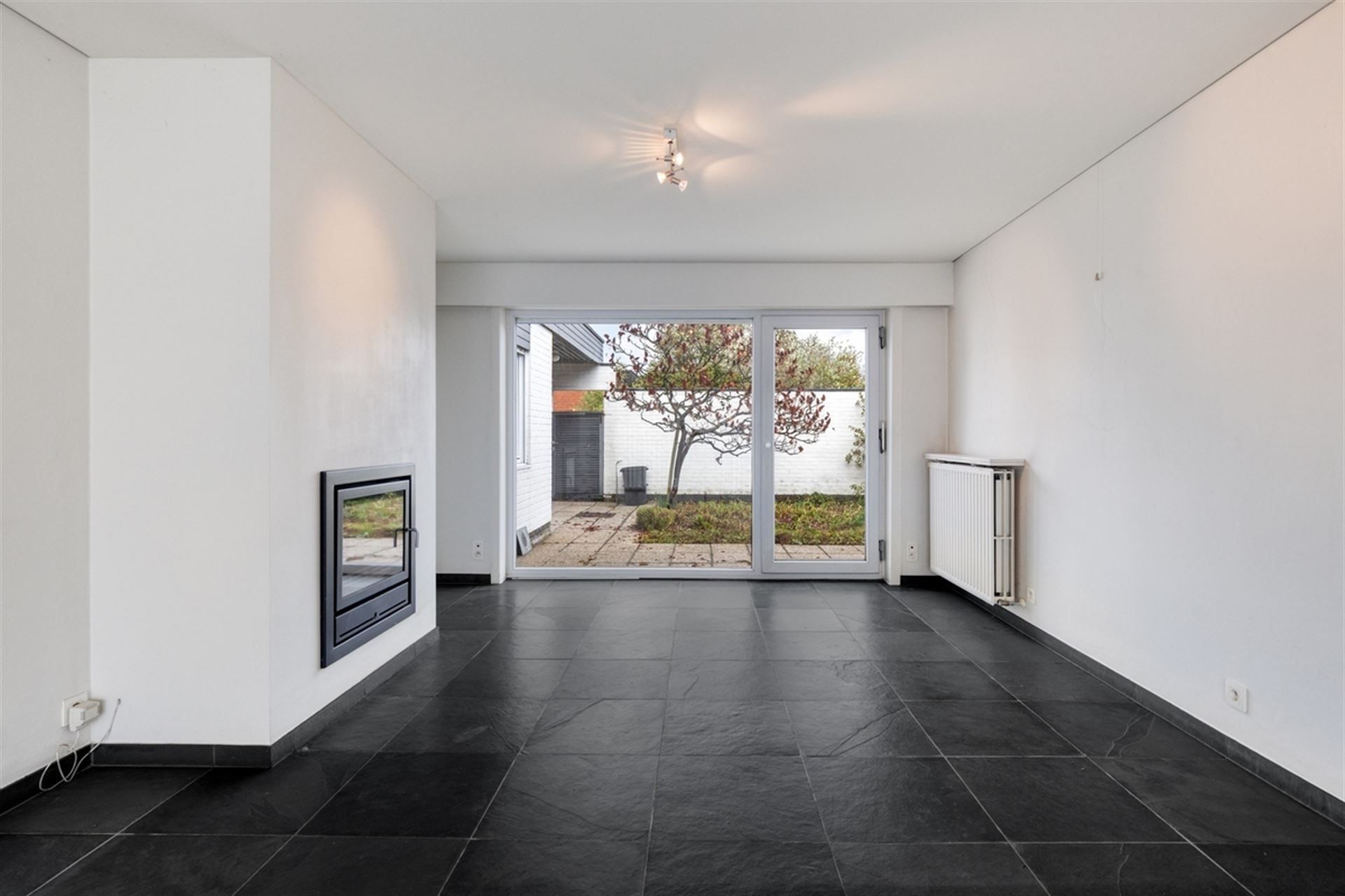 Moderne, zéér praktische woning met leuke tuin! 3 Slpks. foto 5