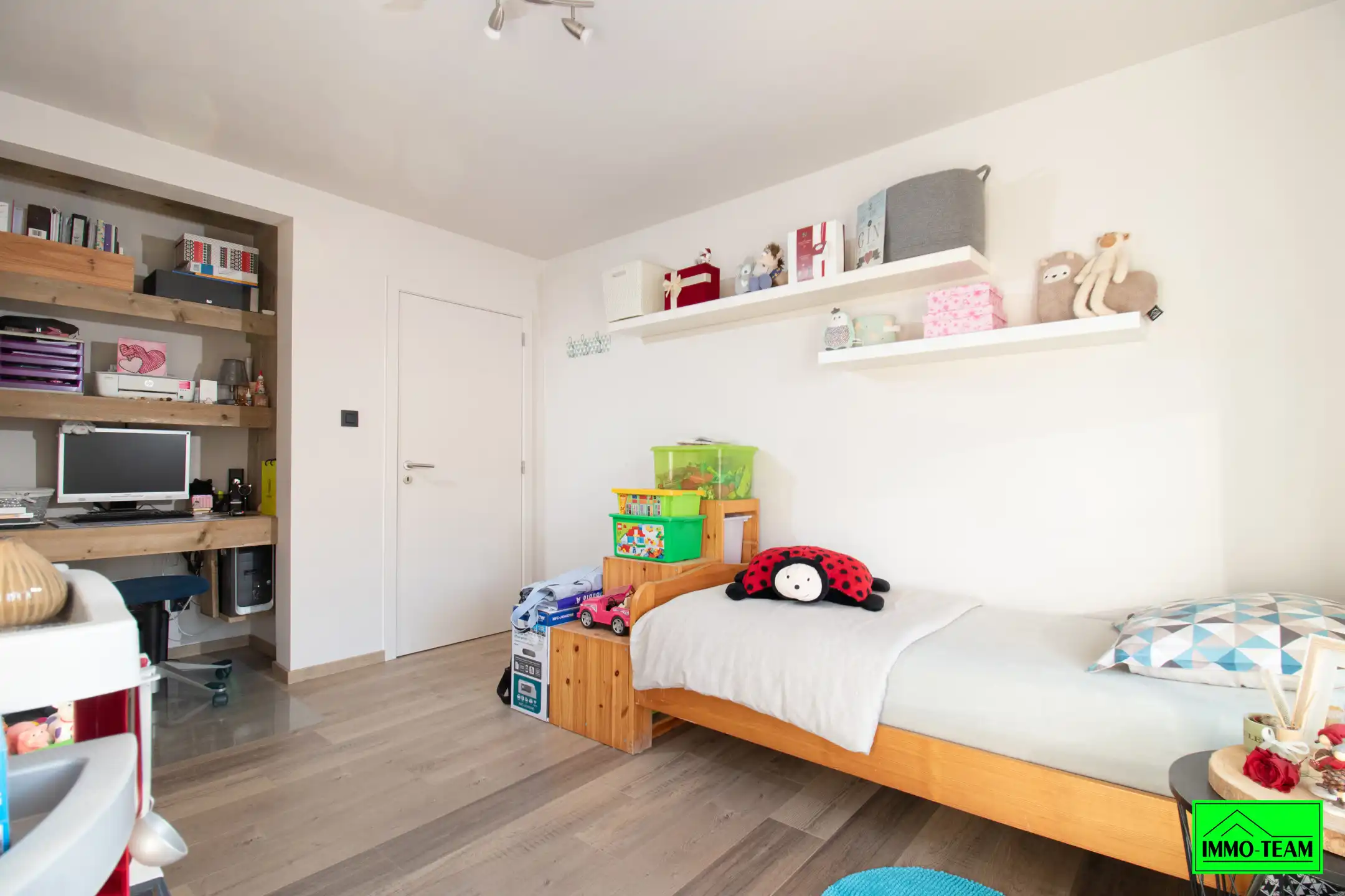 Prachtig gerenoveerde woning met heel wat potentieel foto 17