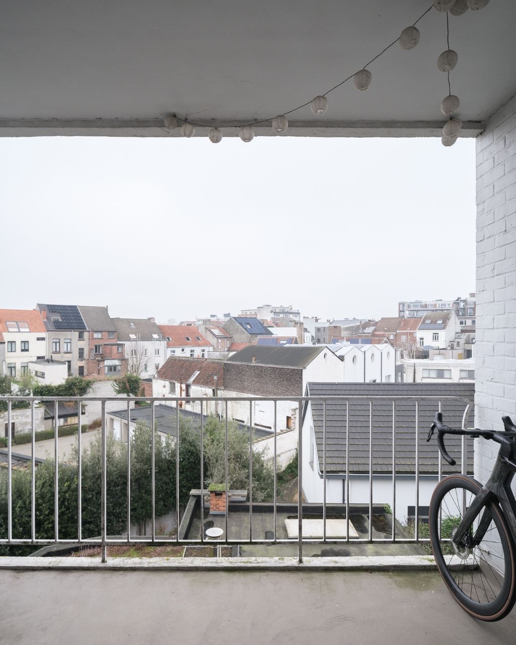 Smaakvol gerenoveerd 2-slpk appartement met twee terrassen foto 15