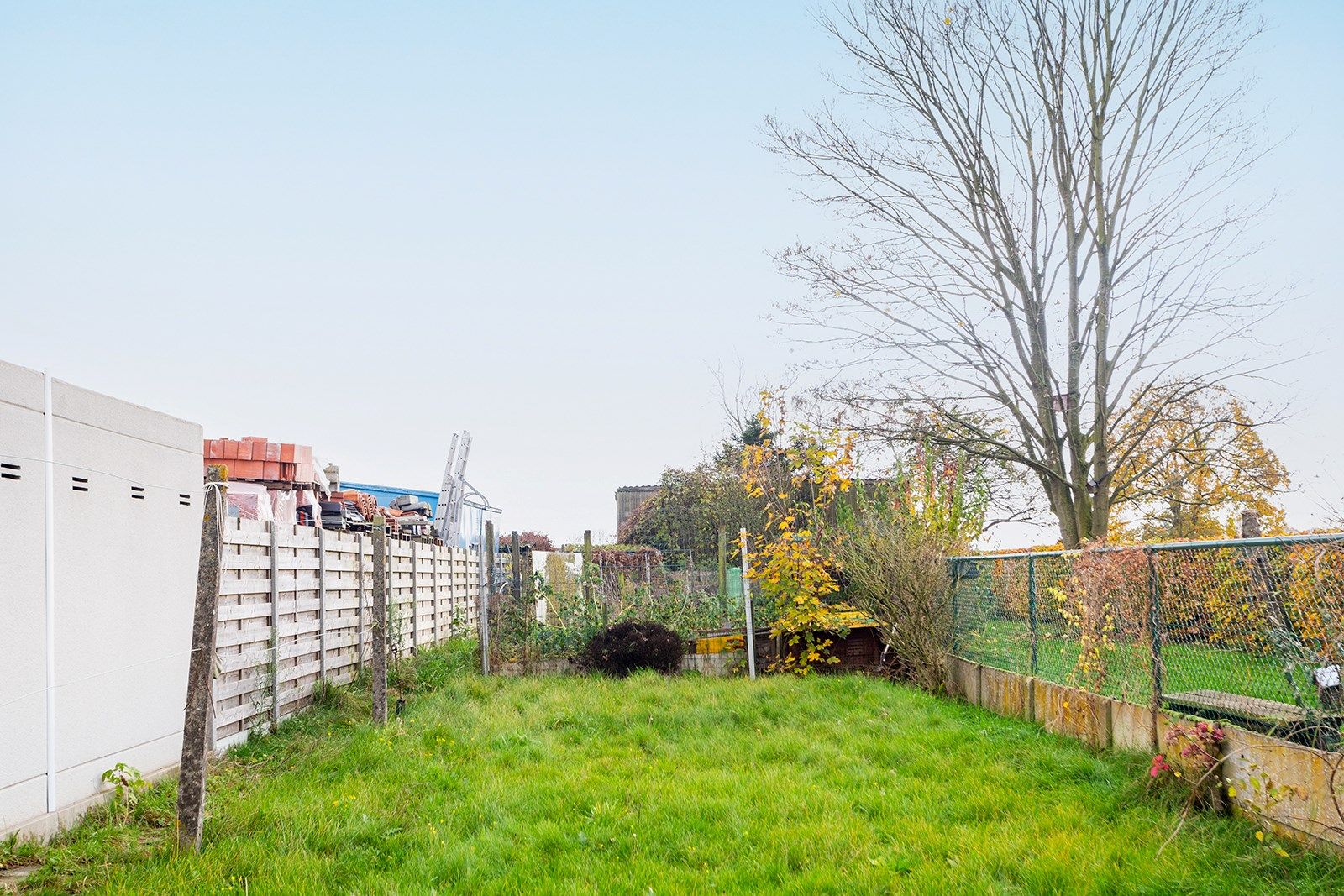 Goed gelegen te renoveren woning met zuid-oost tuin foto 7