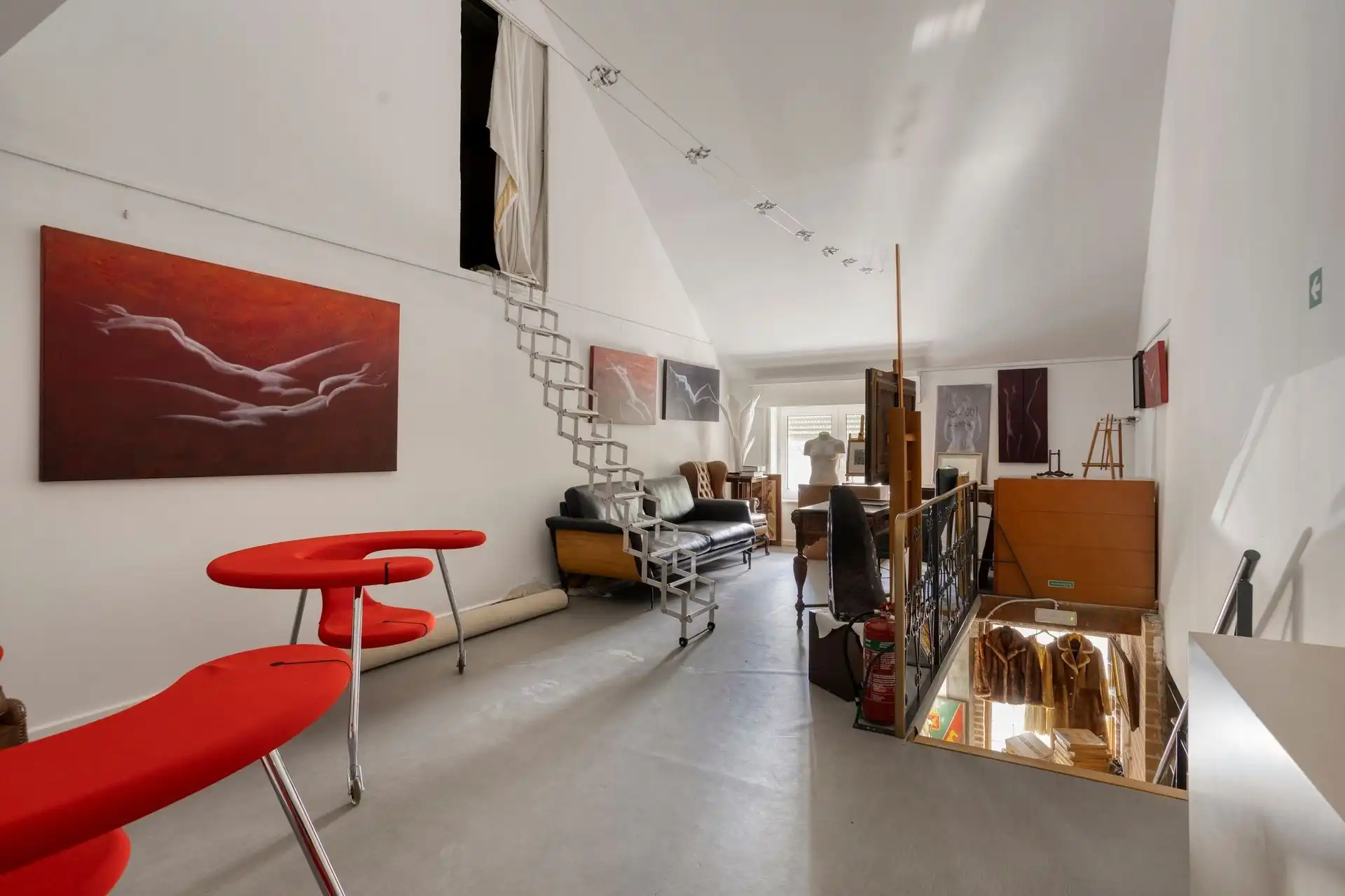 CENTRUM SINT-PIETERS-LEEUW : ruime 2-gevelwoning met atelier/commerciële ruimte (3 slpks) met grote tuin en private autostaanplaats foto 20