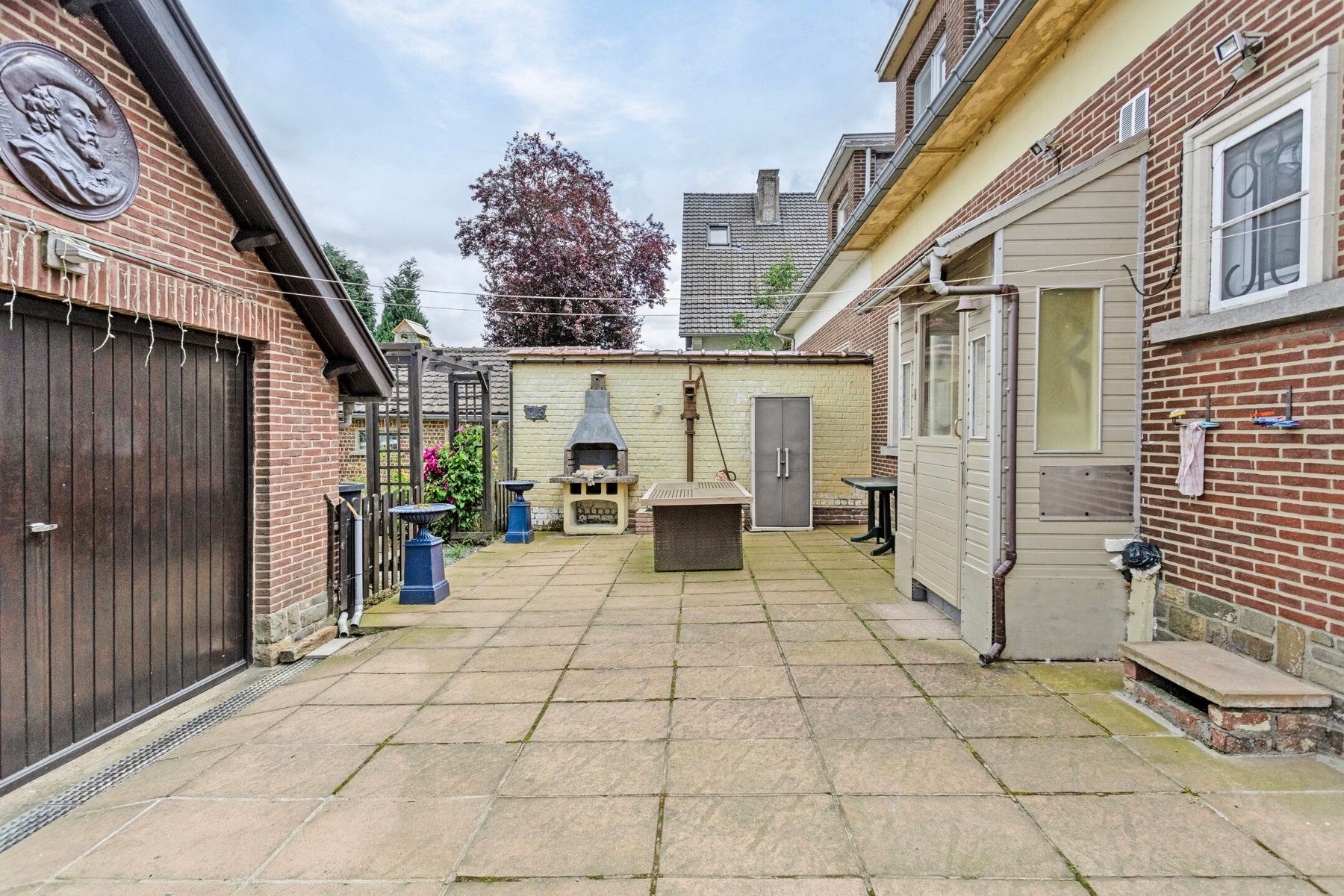 Solide 3-gevelwoning op topligging foto 23