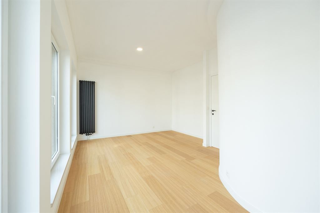 Gerenoveerde woning met zuidgerichte tuin foto 15