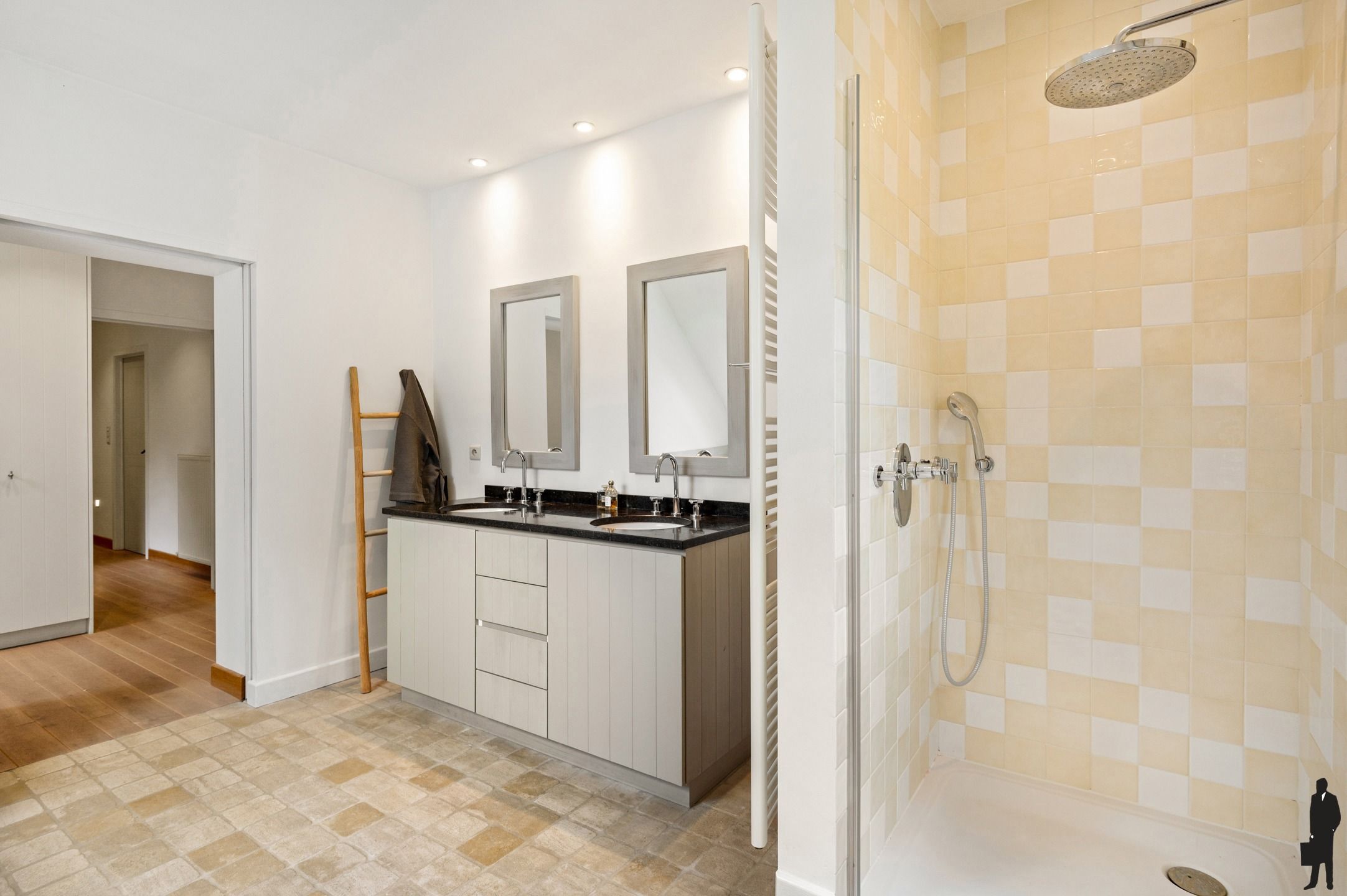Recente villa met poolhouse en zwemvijver in Zoersel (Halle) foto 31