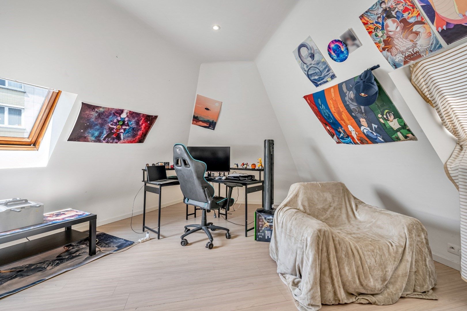 Volledig gerenoveerd appartement. foto 3
