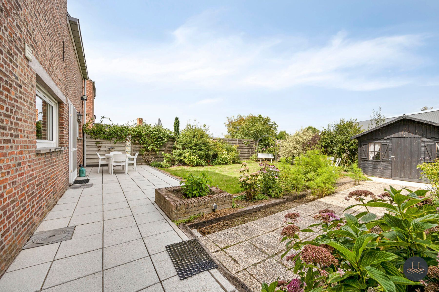 Ruime woning op centrale ligging foto 23