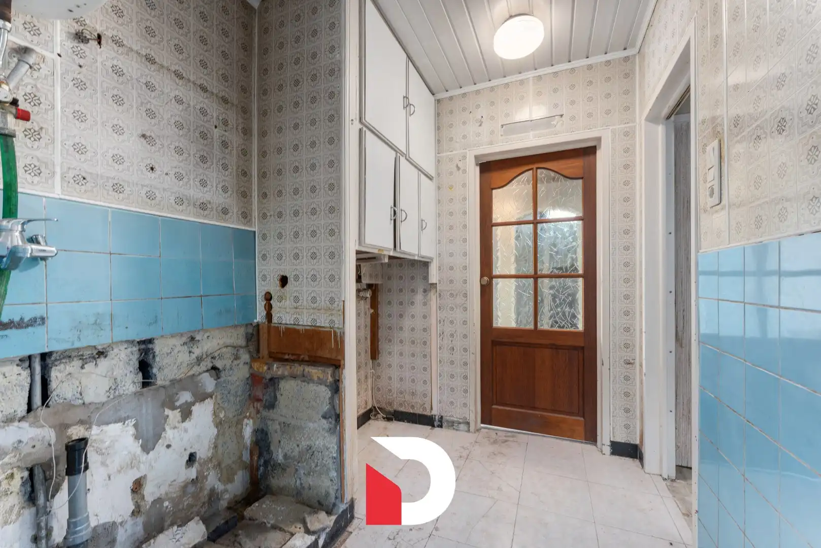 Te renoveren hoekwoning met garage en tuin  foto 8