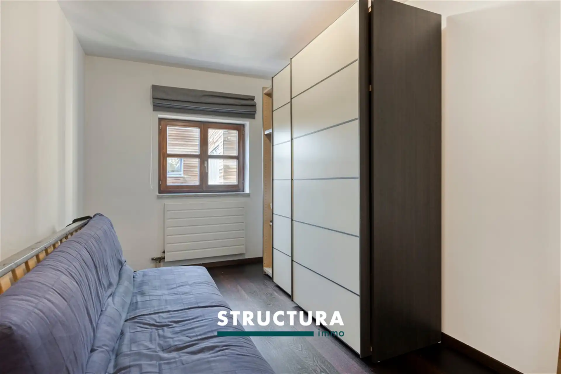 Bent u op zoek naar een ruim, modern en charmant appartement in het hart van Brussel?  foto 12