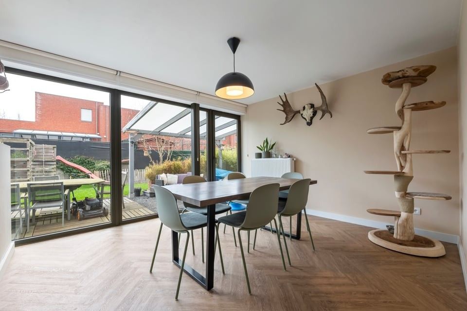 ENERGIEZUINIGE GEZINSWONING MET ZONNEPANELEN EN GARAGE IN MIELEN-BOVEN-AALST foto 6