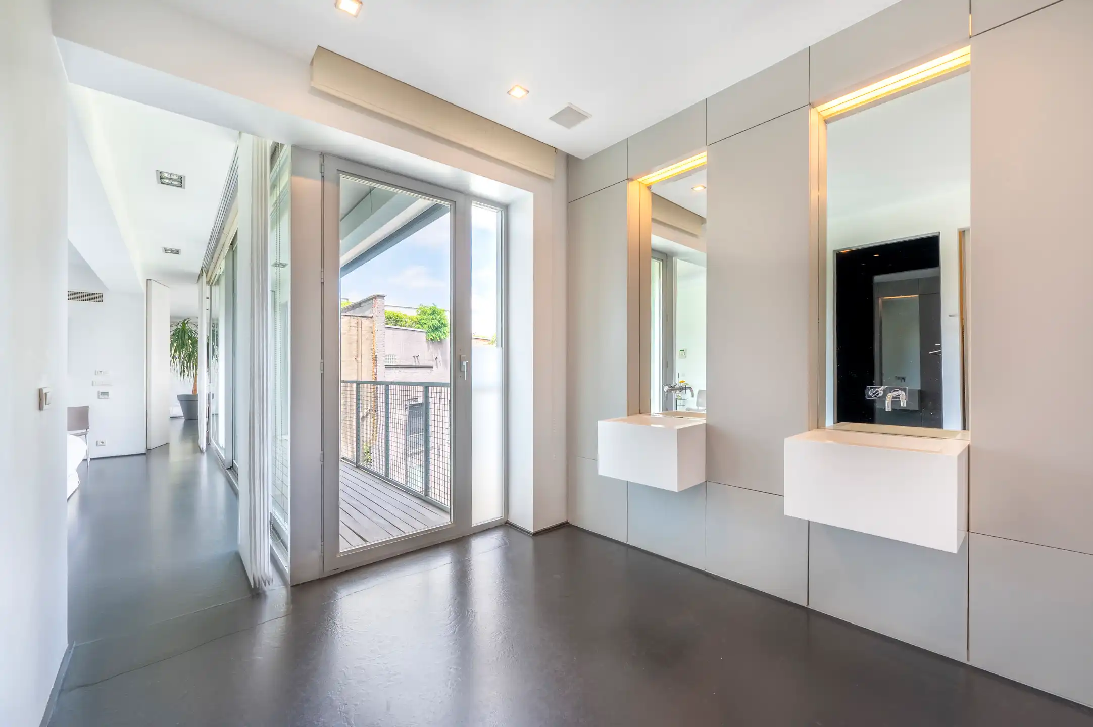ANTWERPEN-ZURENBORG -  Luxe appartement met zwembad! foto 10