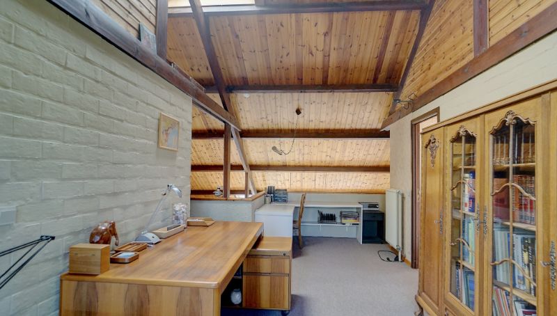 Moderne villa stijl van 245m² op 14 are palende aan golfdomein foto 16