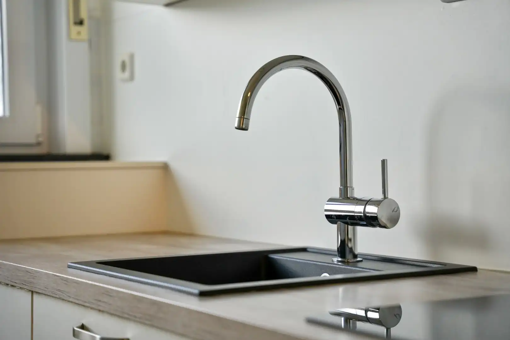 Ruime gezinswoning op een perceel van 9a60ca met 4 slaapkamers en een inpandige garage nabij het centrum van Opoeteren foto 10