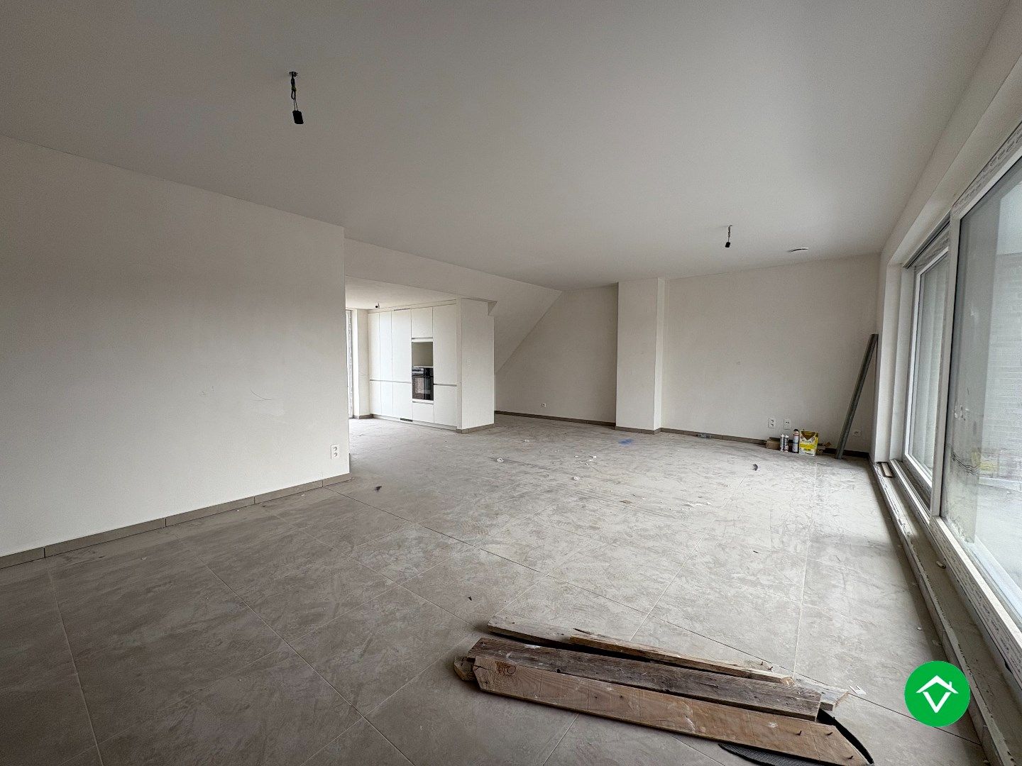 Nieuwbouwappartement met 2 slaapkamers en 2 terrassen in centrum Koekelare  foto 9