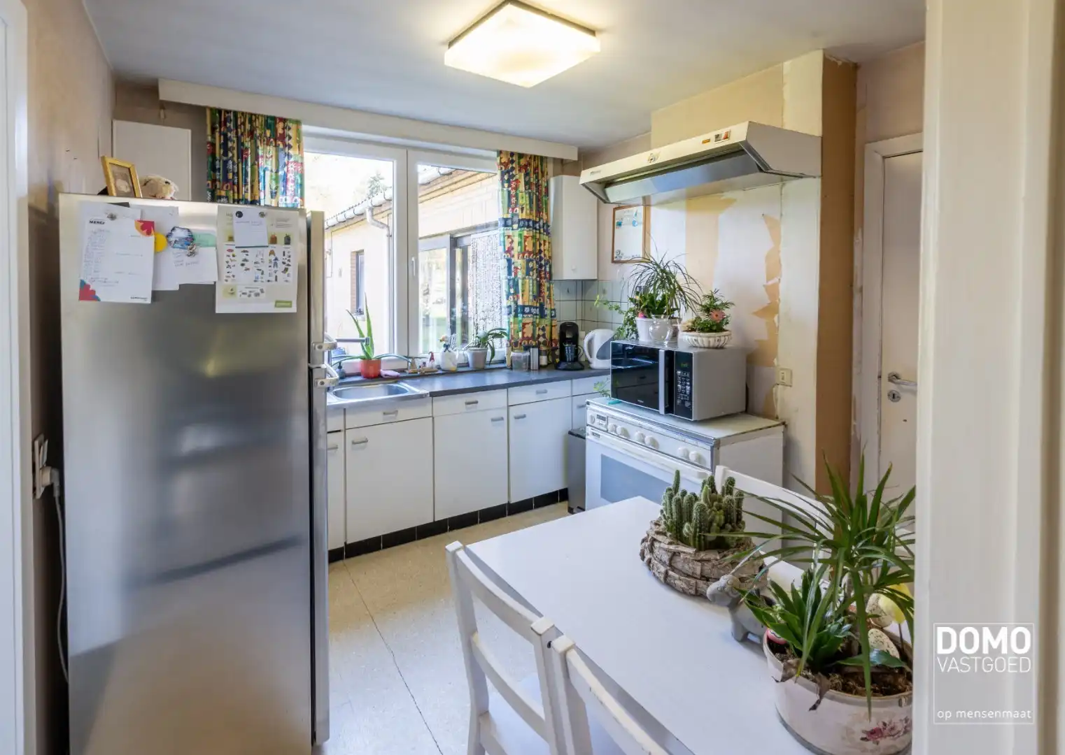 RUSTIG GELEGEN HALFOPEN BEBOUWING MET 4 SLAAPKAMERS EN EXTRA STUDIO OP EEN PERCEEL VAN 11A 45CA TE DIEPENBEEK  foto 4