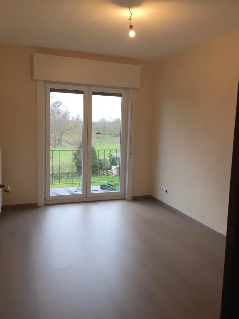 Appartement 2 slpk INCLUSIEF garage en berging - vlak bij het station van Merchtem foto 10