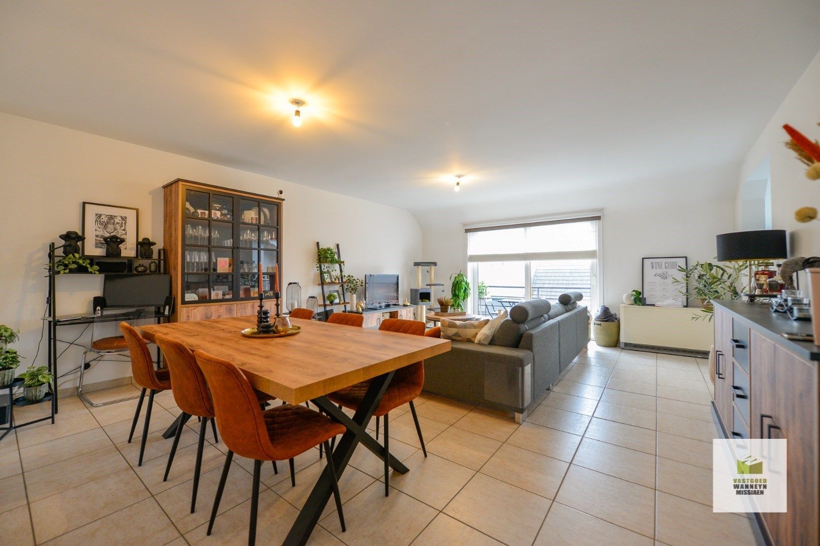 Energiezuinig 2 slaapkamer appartement met garagebox in centrum Zwevezele foto 5