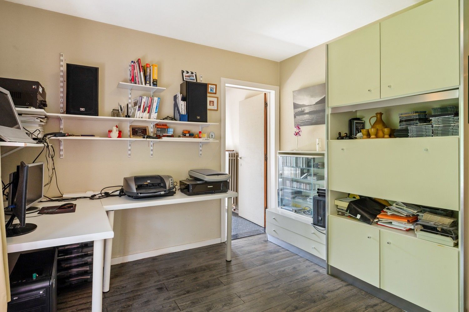 Ruime gezinswoning met 4 slaapkamers en royale tuin op toplocatie in Kapellen foto 14