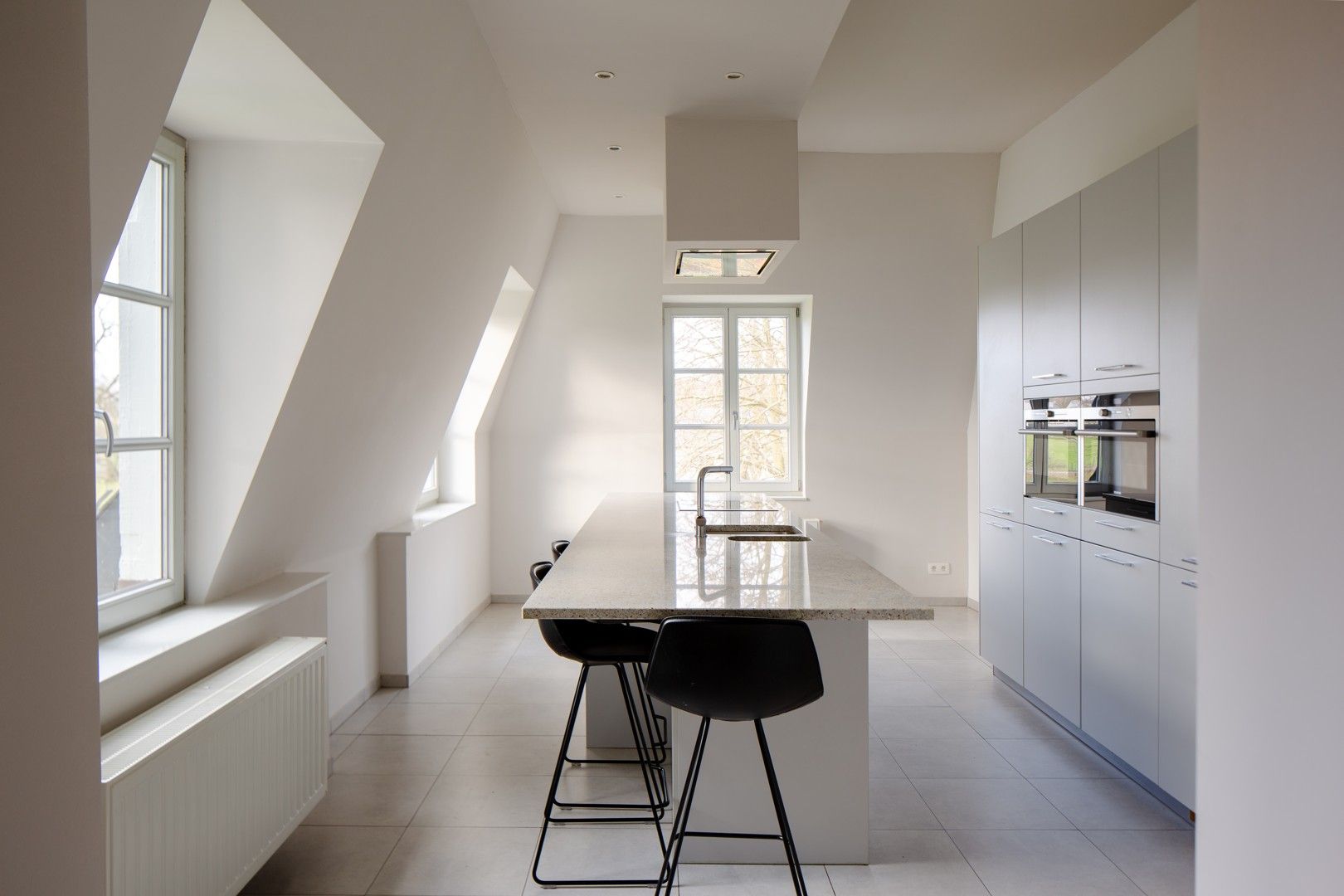 Erg ruim 3-slaapkamerappartement op prachtig kasteeldomein foto 2