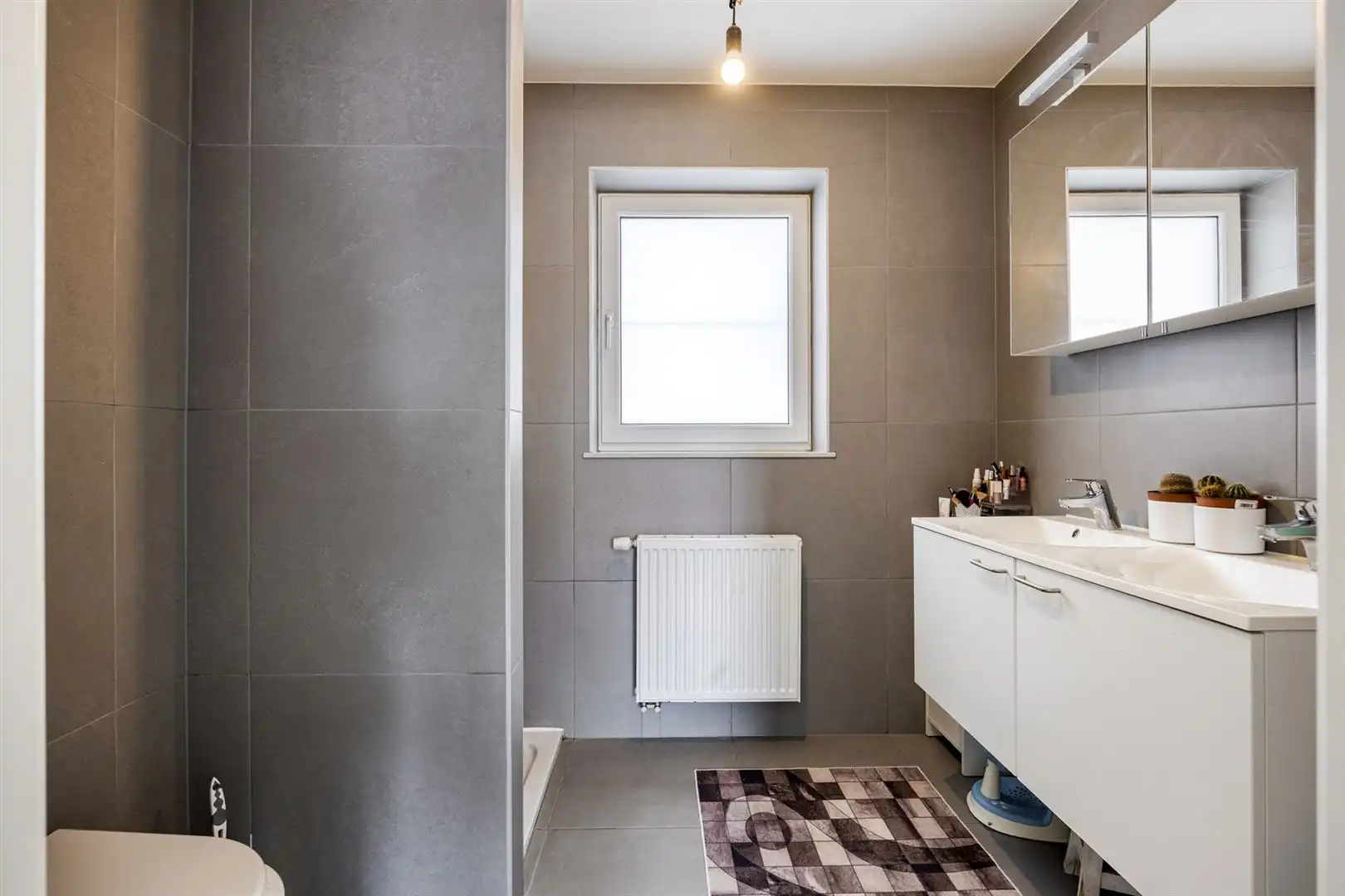 TE KOOP: Recente, halfopen bebouwing te Heusden-Zolder!  foto 11